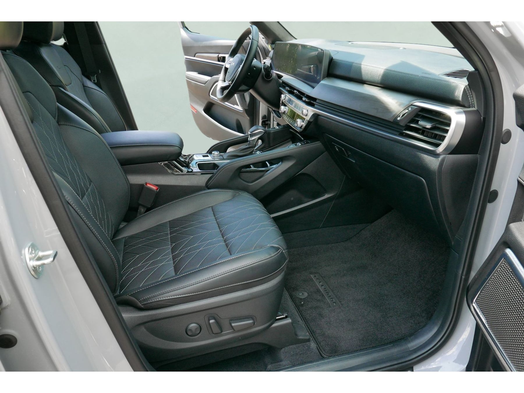 Kia Telluride photo 11