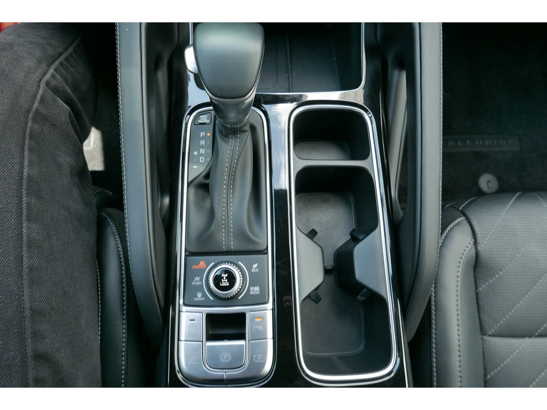 Kia Telluride photo 23
