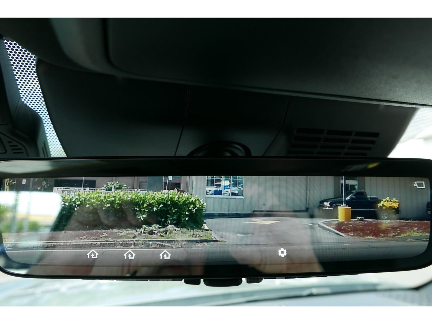 Toyota Tacoma photo 18