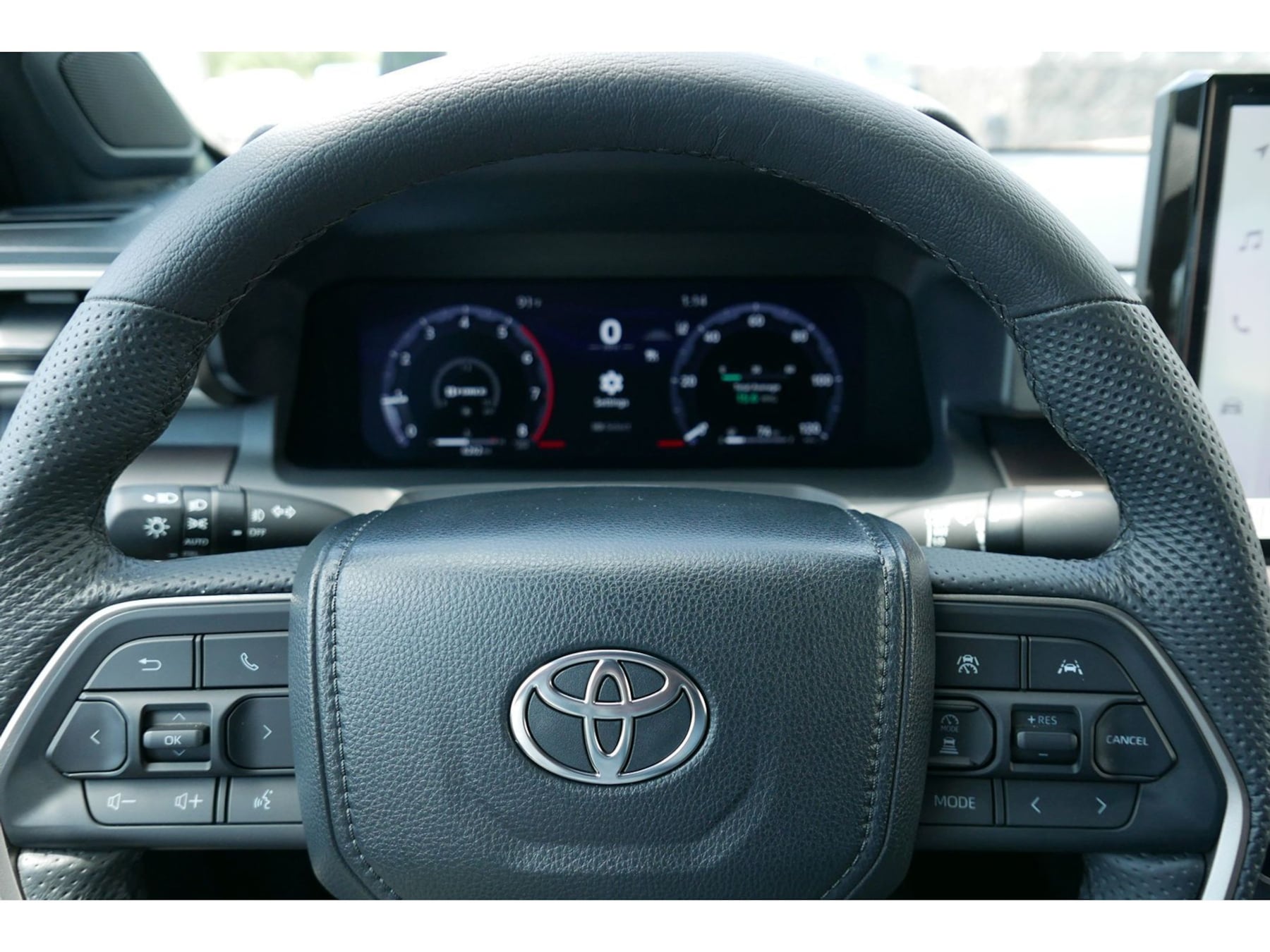 Toyota Tacoma photo 7