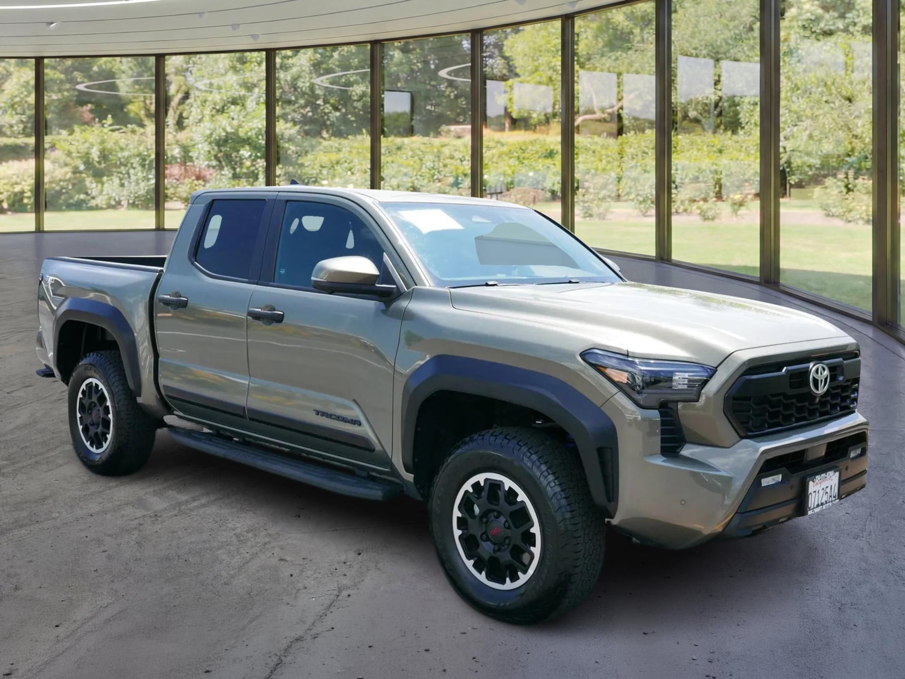 Toyota Tacoma photo 22