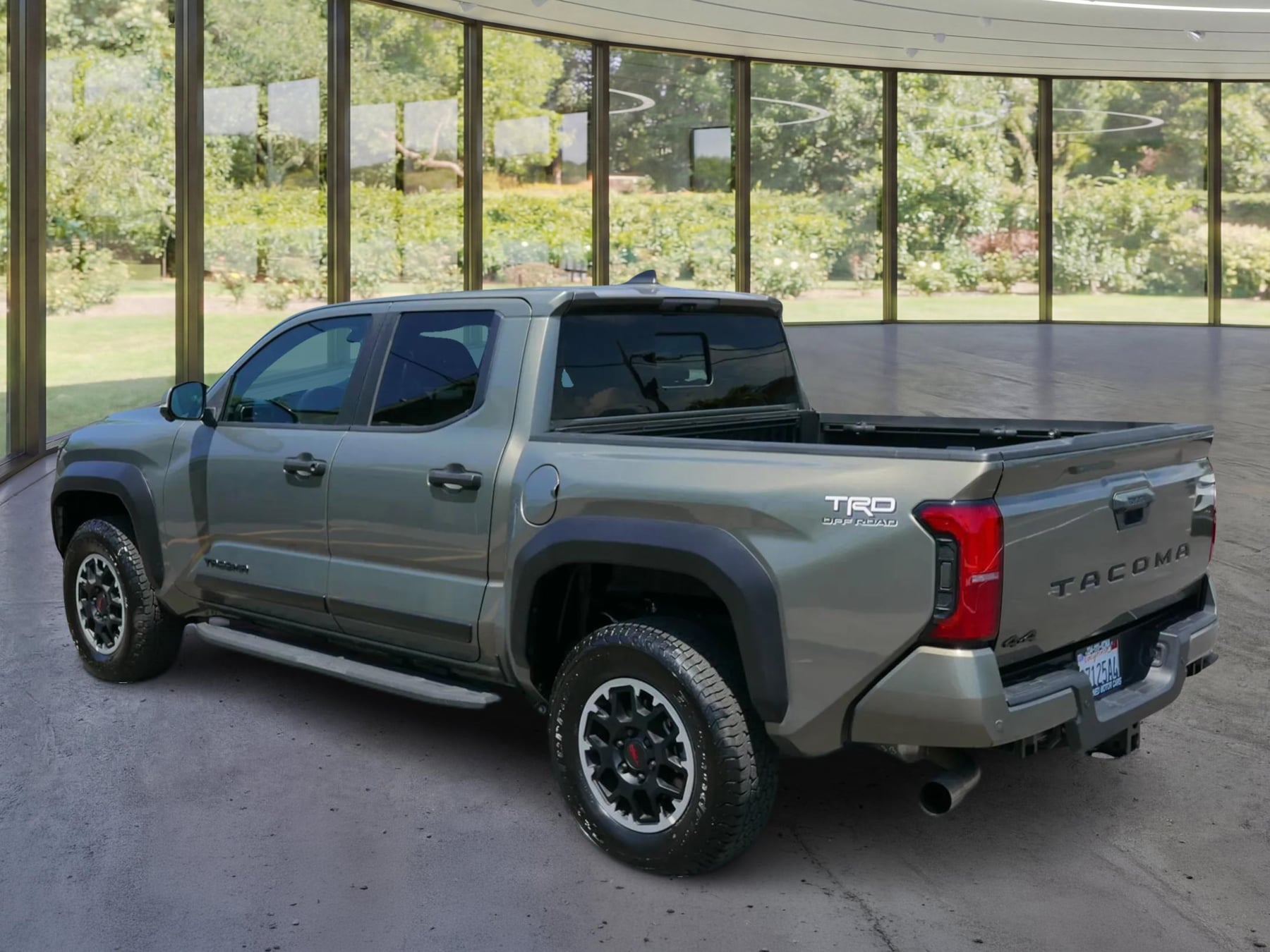 Toyota Tacoma photo 26
