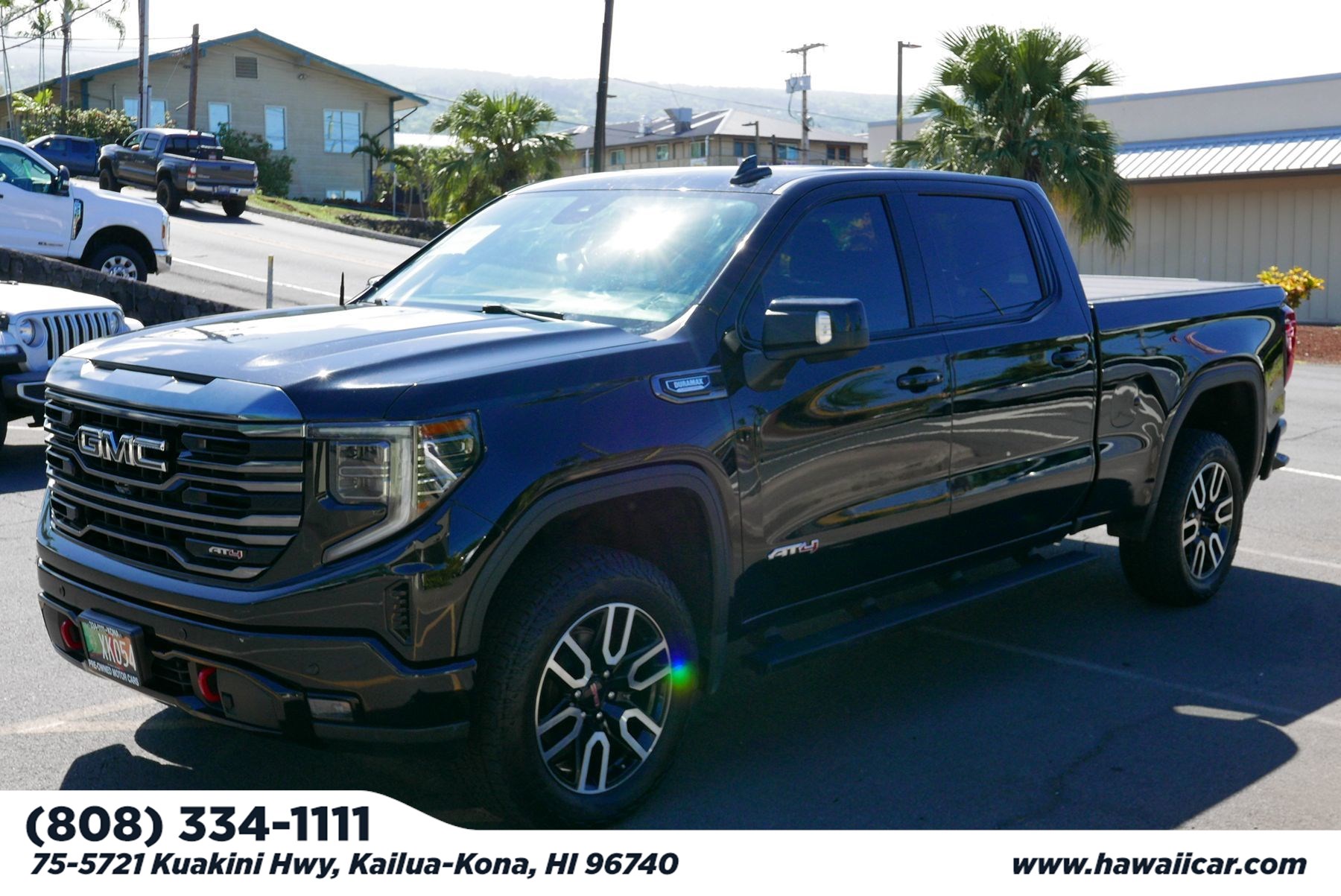 2023 GMC Sierra 4WD Crew Cab Short Box AT4's photo