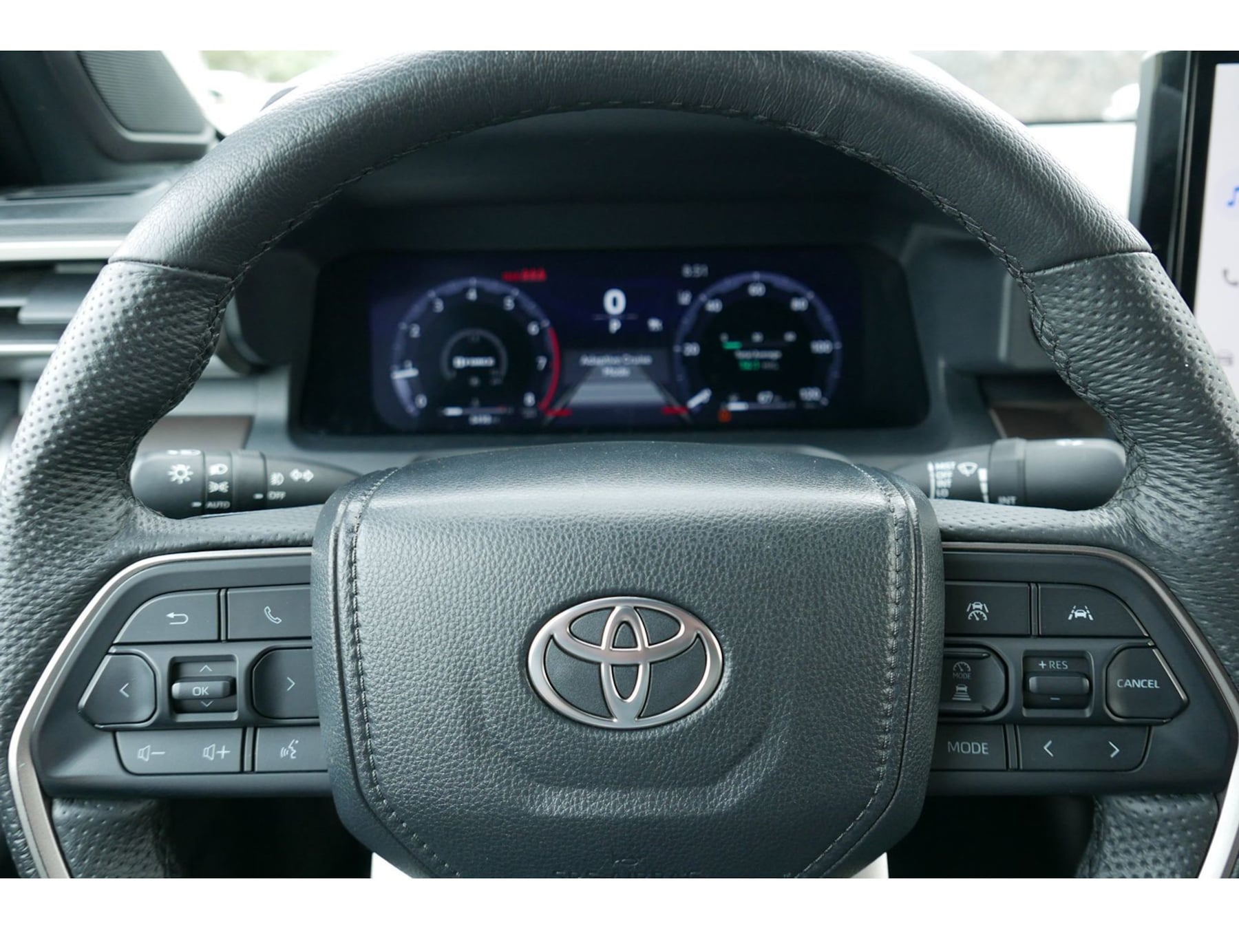 Toyota Tacoma photo 8