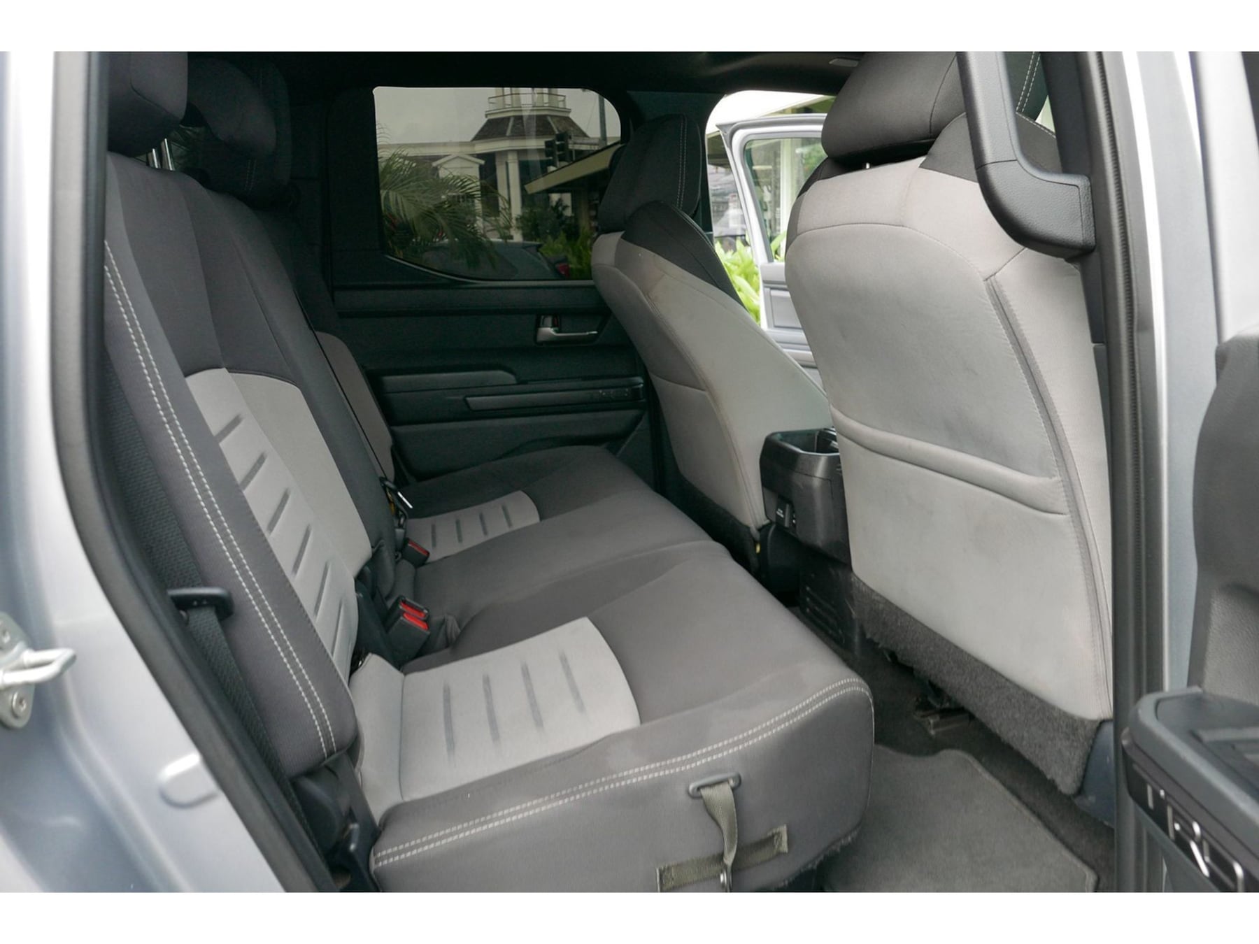 Toyota Tacoma photo 5