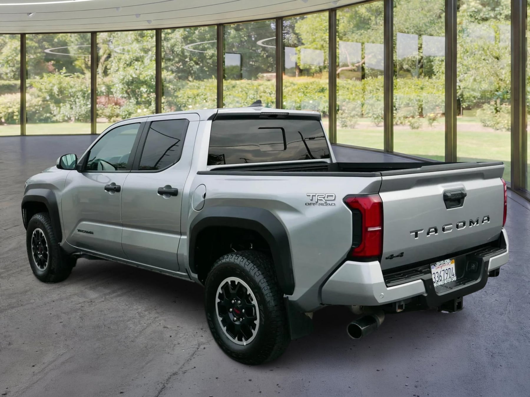 Toyota Tacoma photo 24