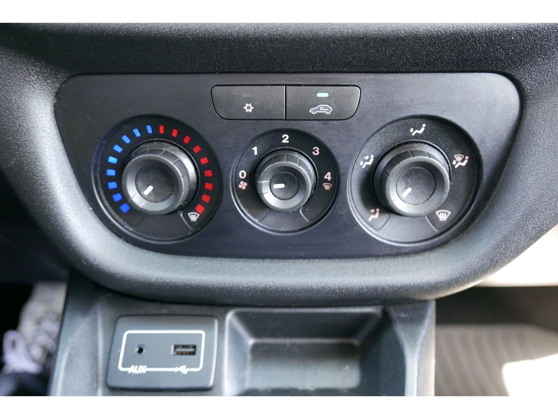 Ram Promaster City photo 21