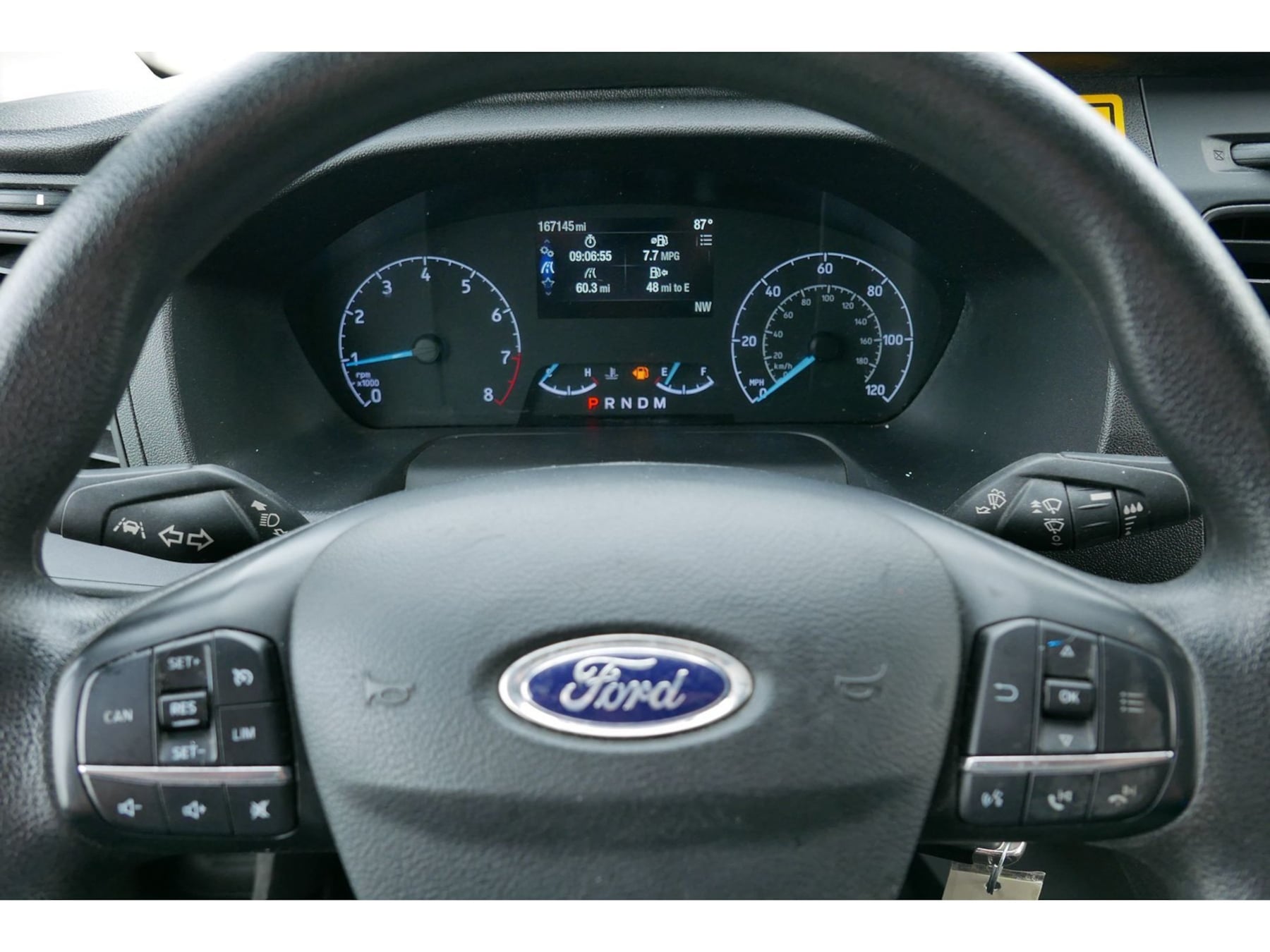 Ford Transit photo 7