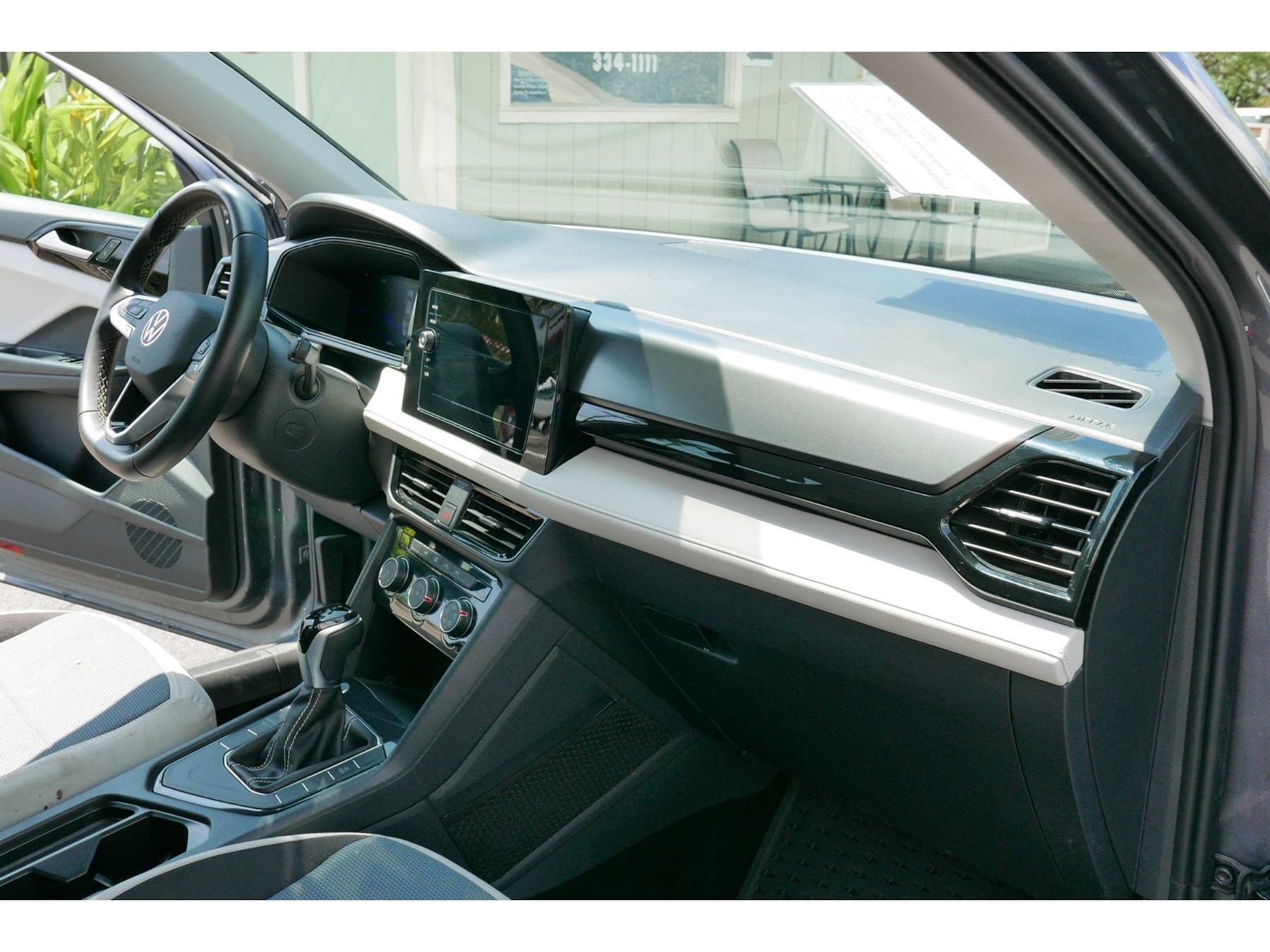 Volkswagen Taos photo 4
