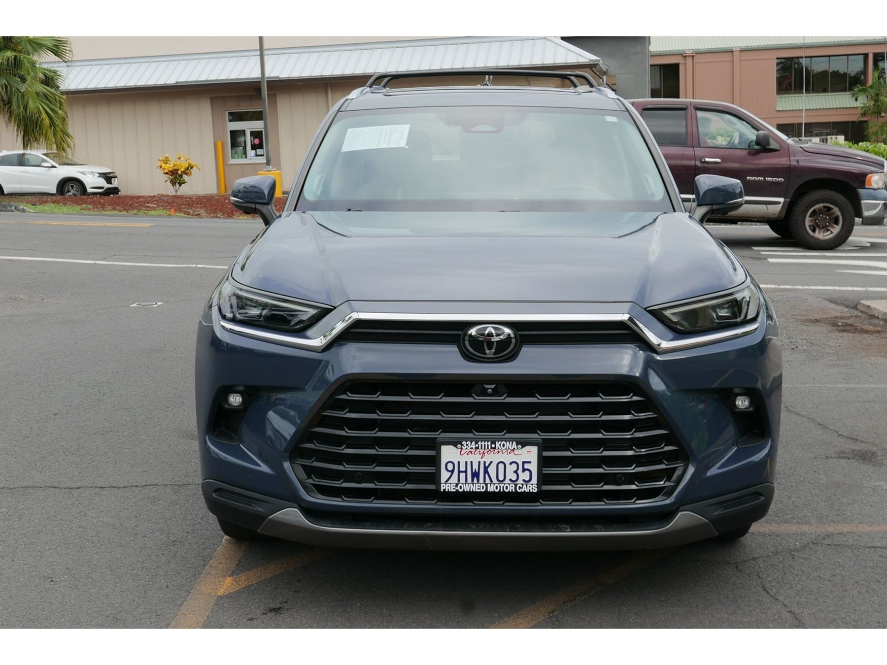 Toyota Grand Highlander photo 2