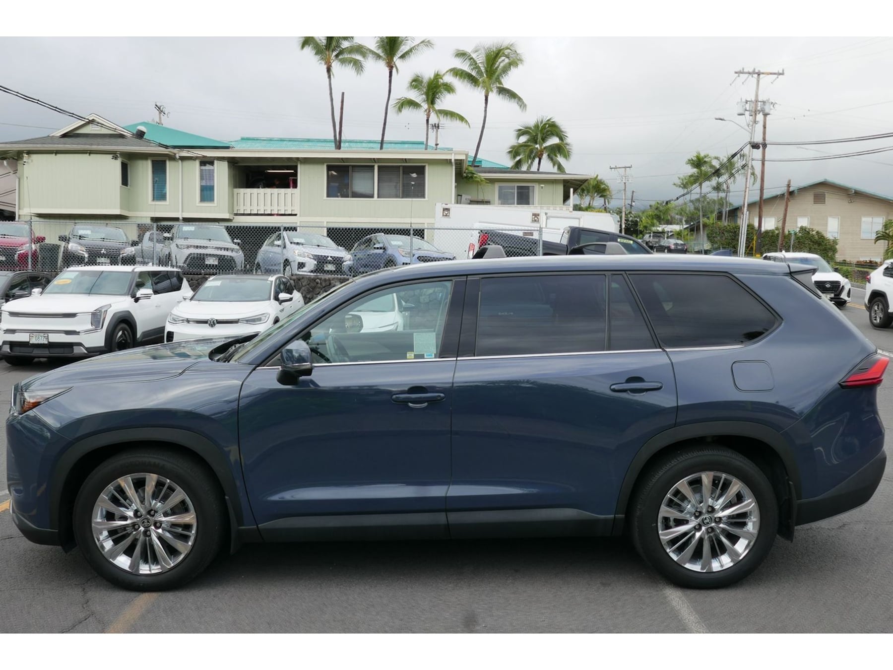 Toyota Grand Highlander photo 8