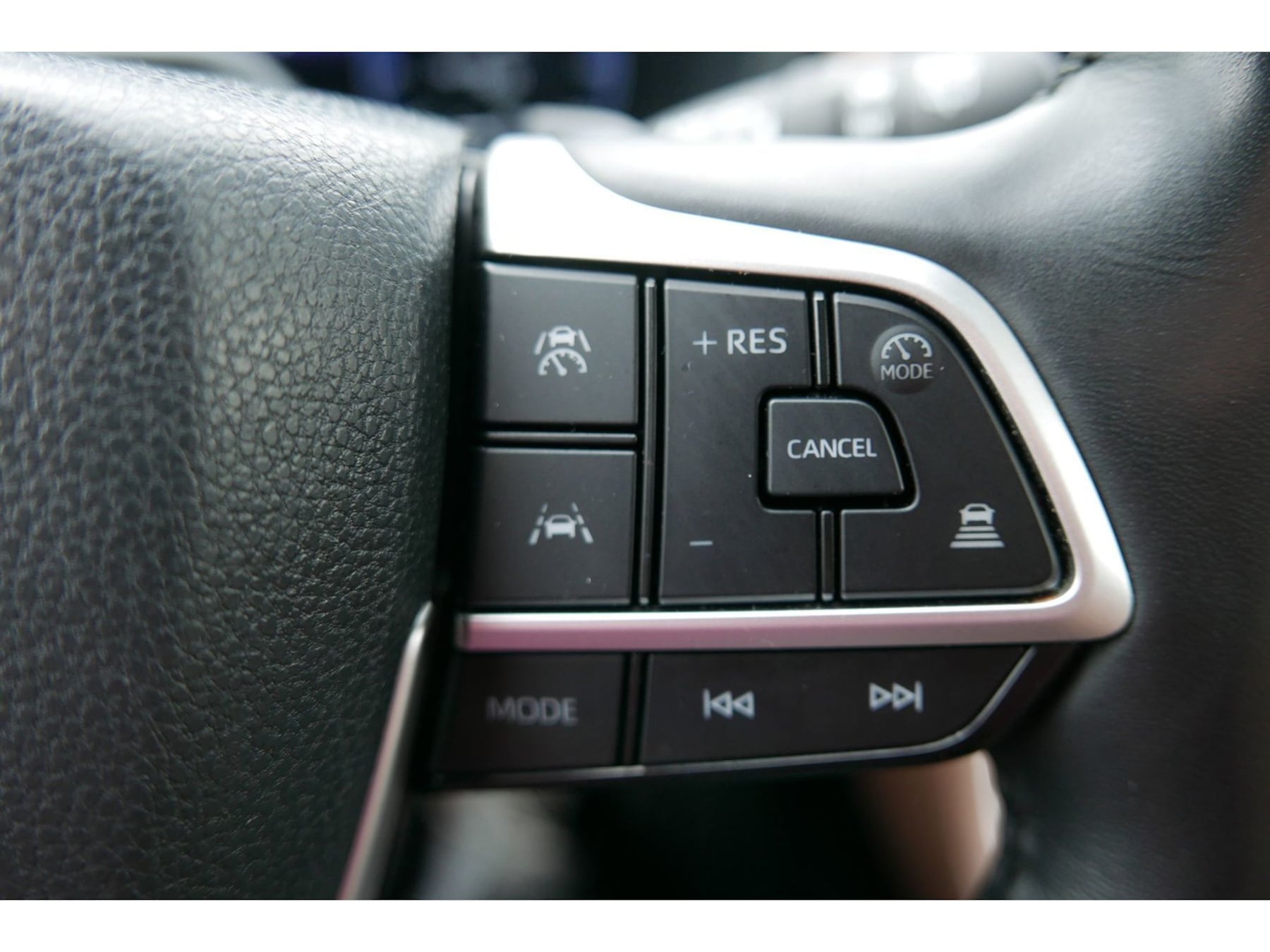 Toyota Grand Highlander photo 20