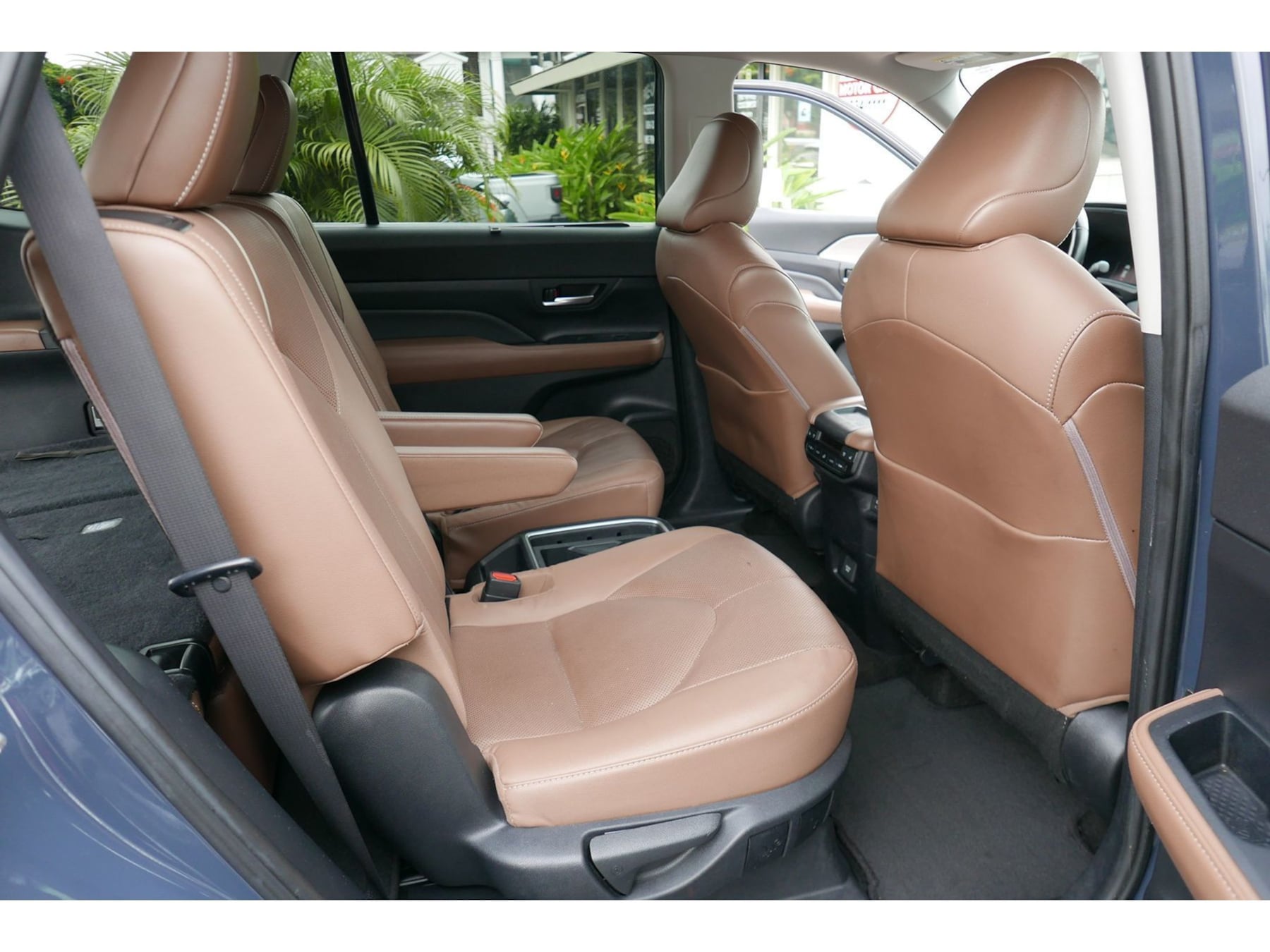 Toyota Grand Highlander photo 12