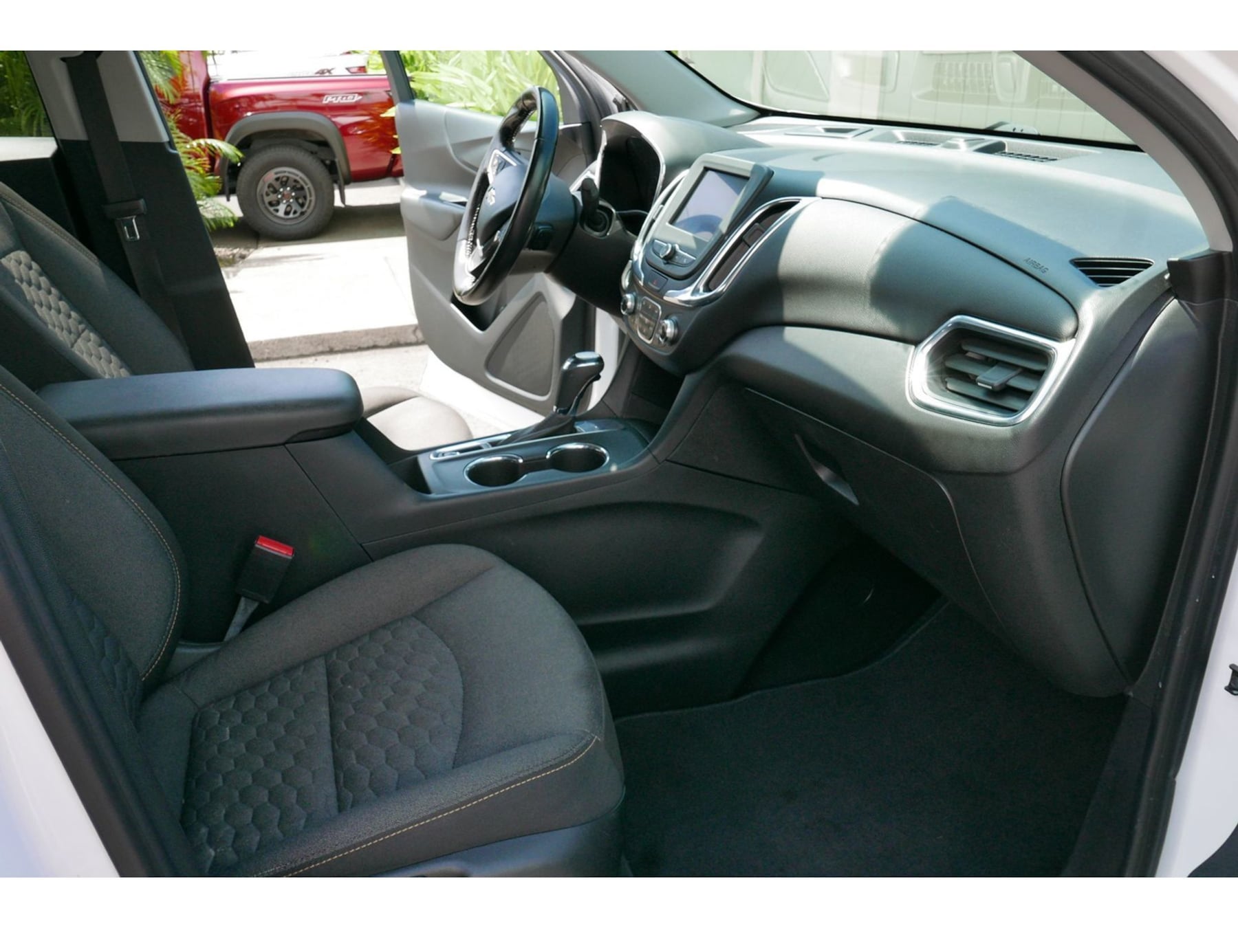 Chevrolet Equinox photo 4