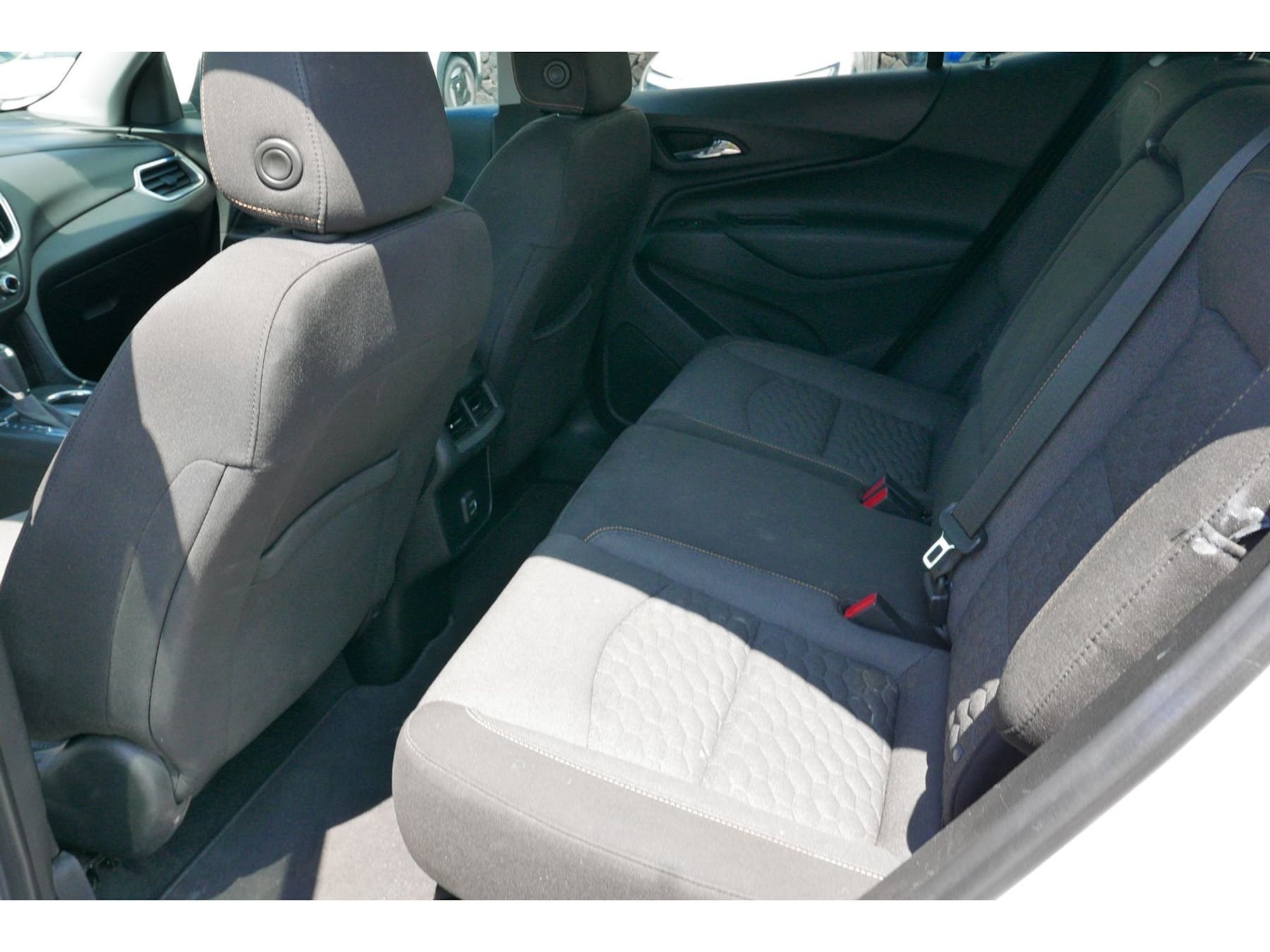 Chevrolet Equinox photo 3