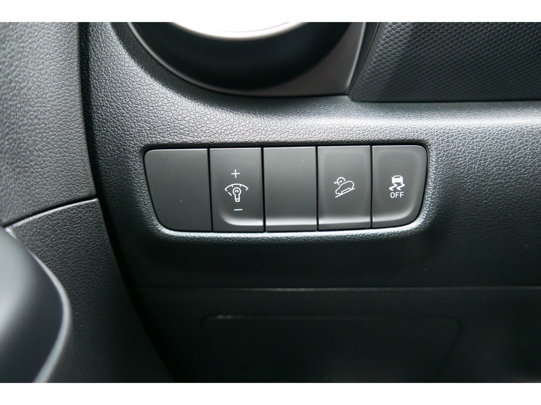 Hyundai Kona photo 10