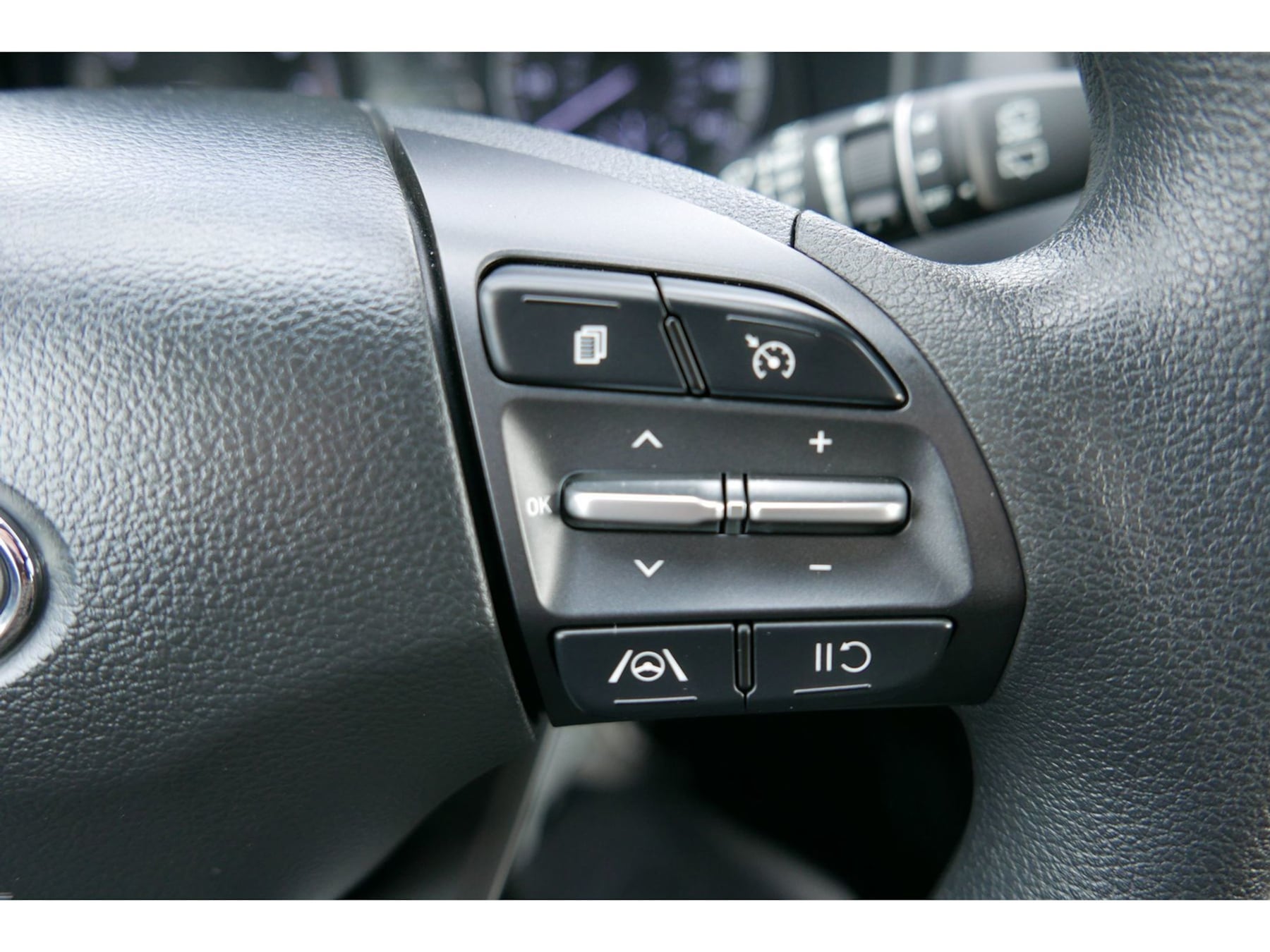 Hyundai Kona photo 12