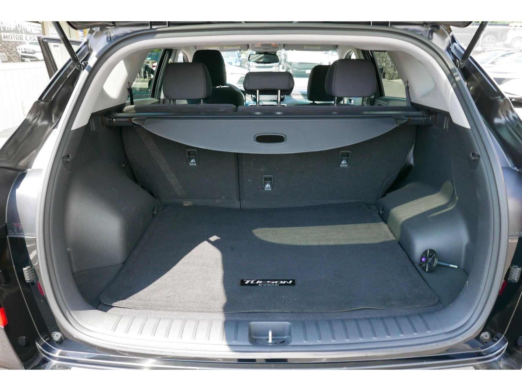 Photo 6 of this Hyundai Tucson