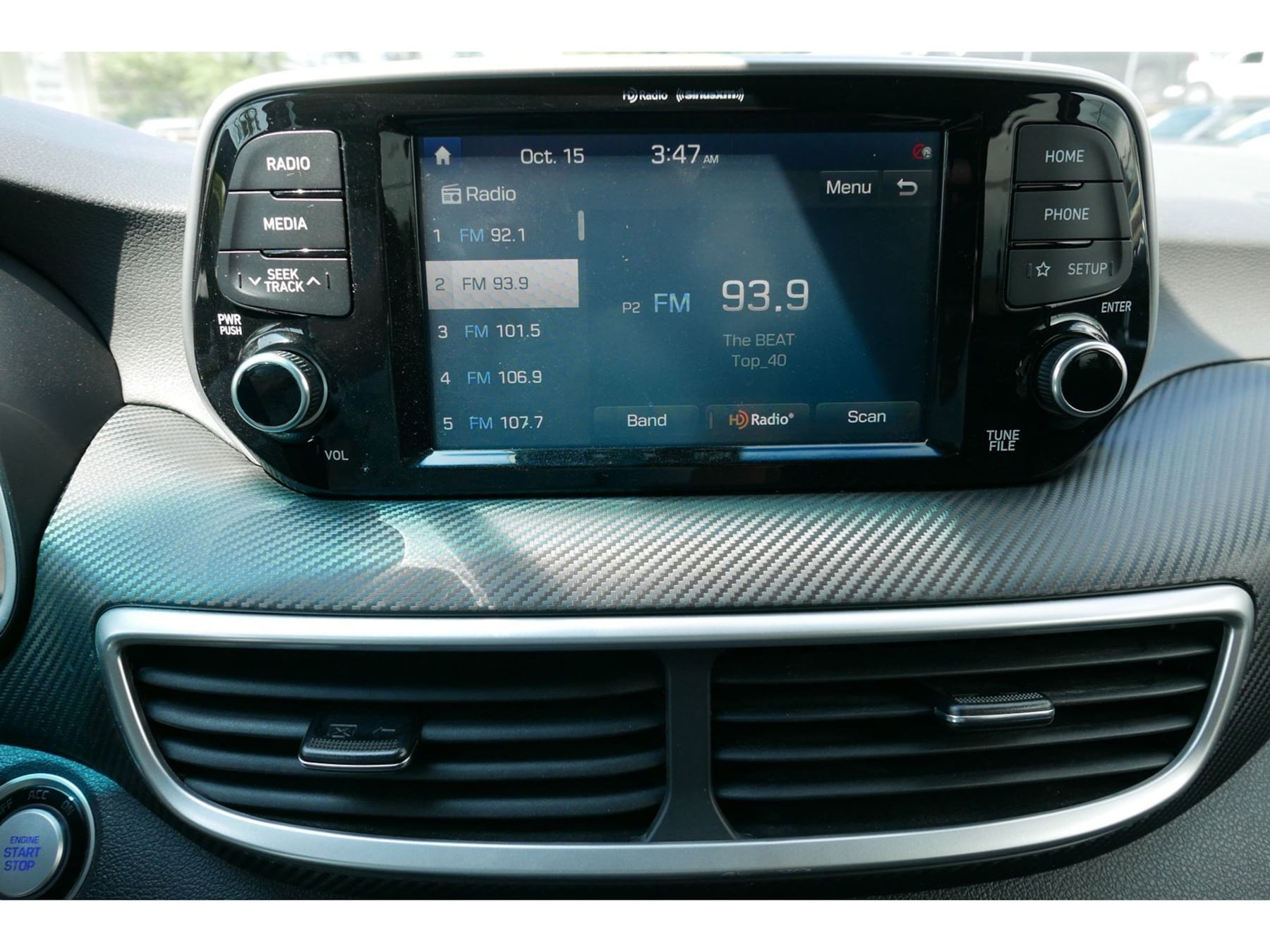 Photo 14 of this Hyundai Tucson