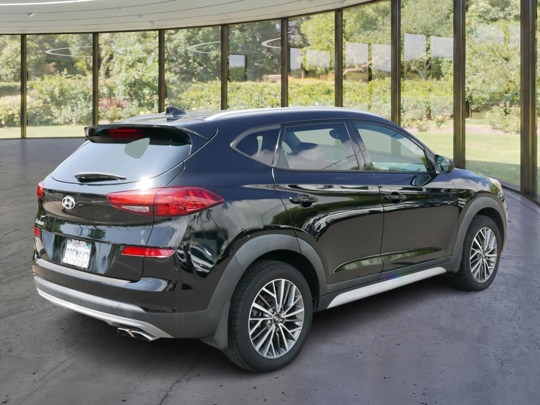 Photo 21 of this Hyundai Tucson