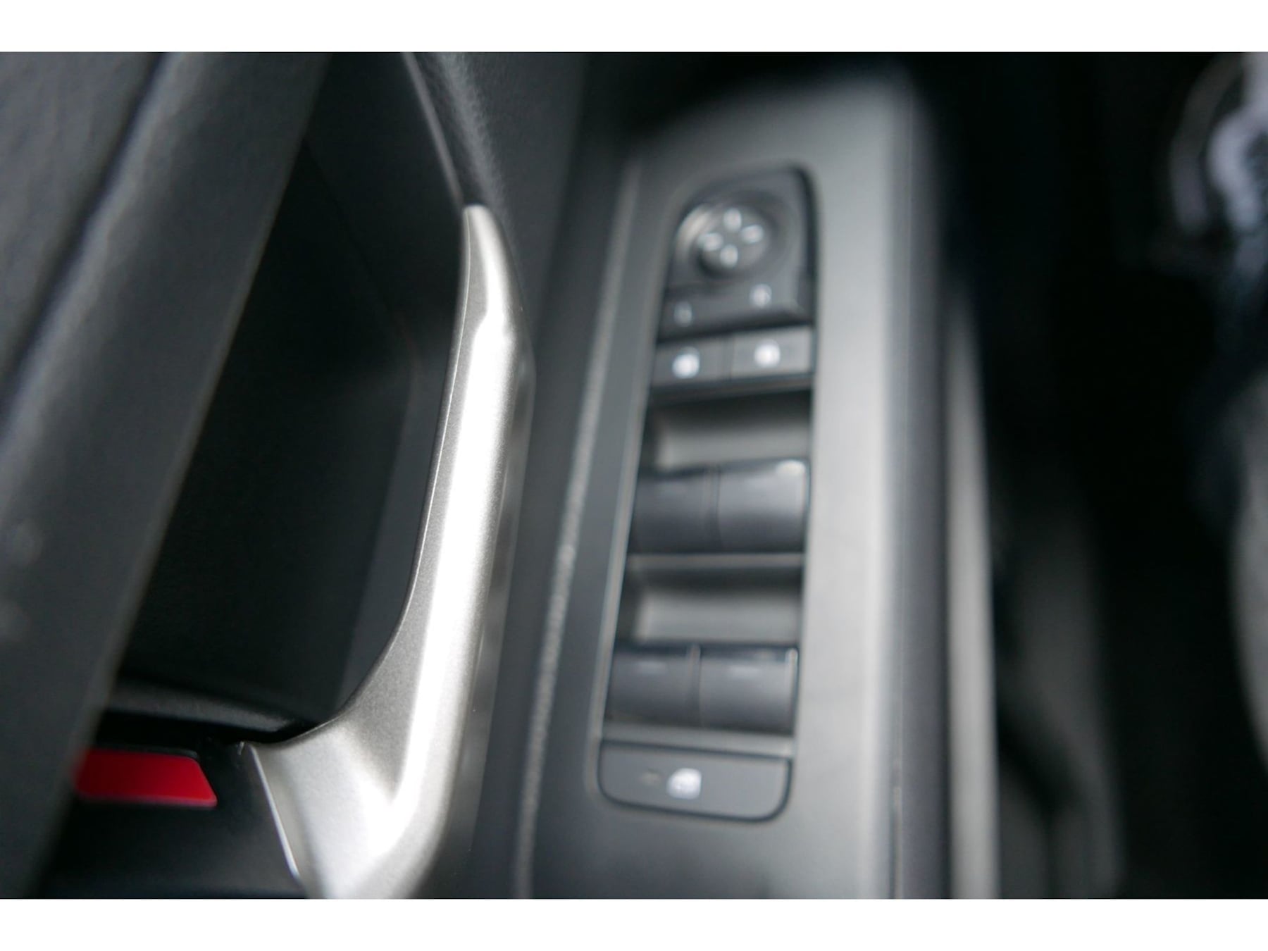 Toyota Tacoma photo 9