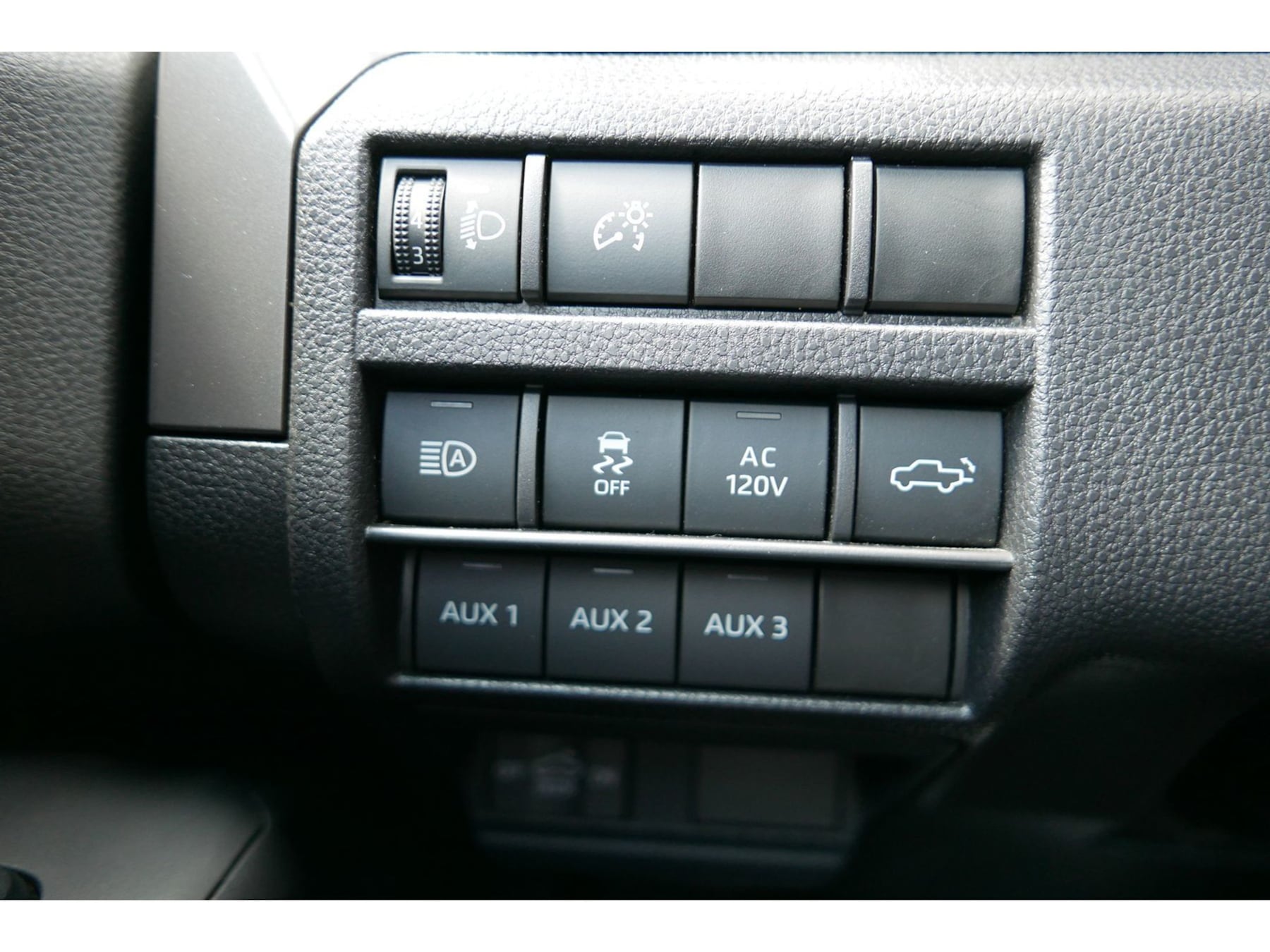 Toyota Tacoma photo 10