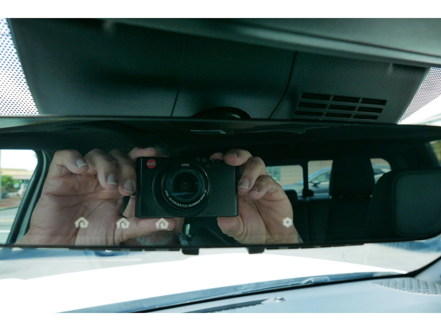 Toyota Tacoma photo 16