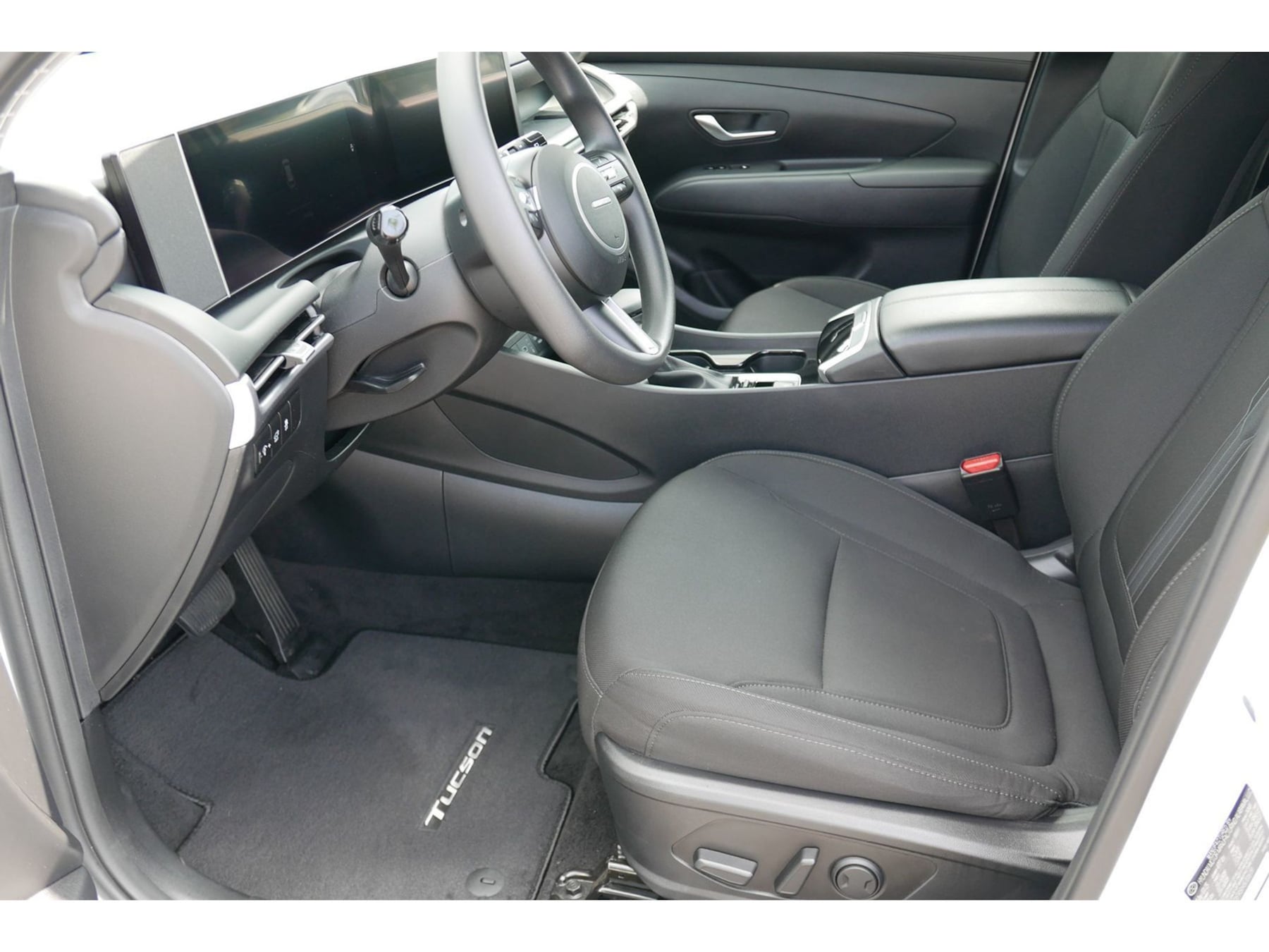 Hyundai Tucson photo 2