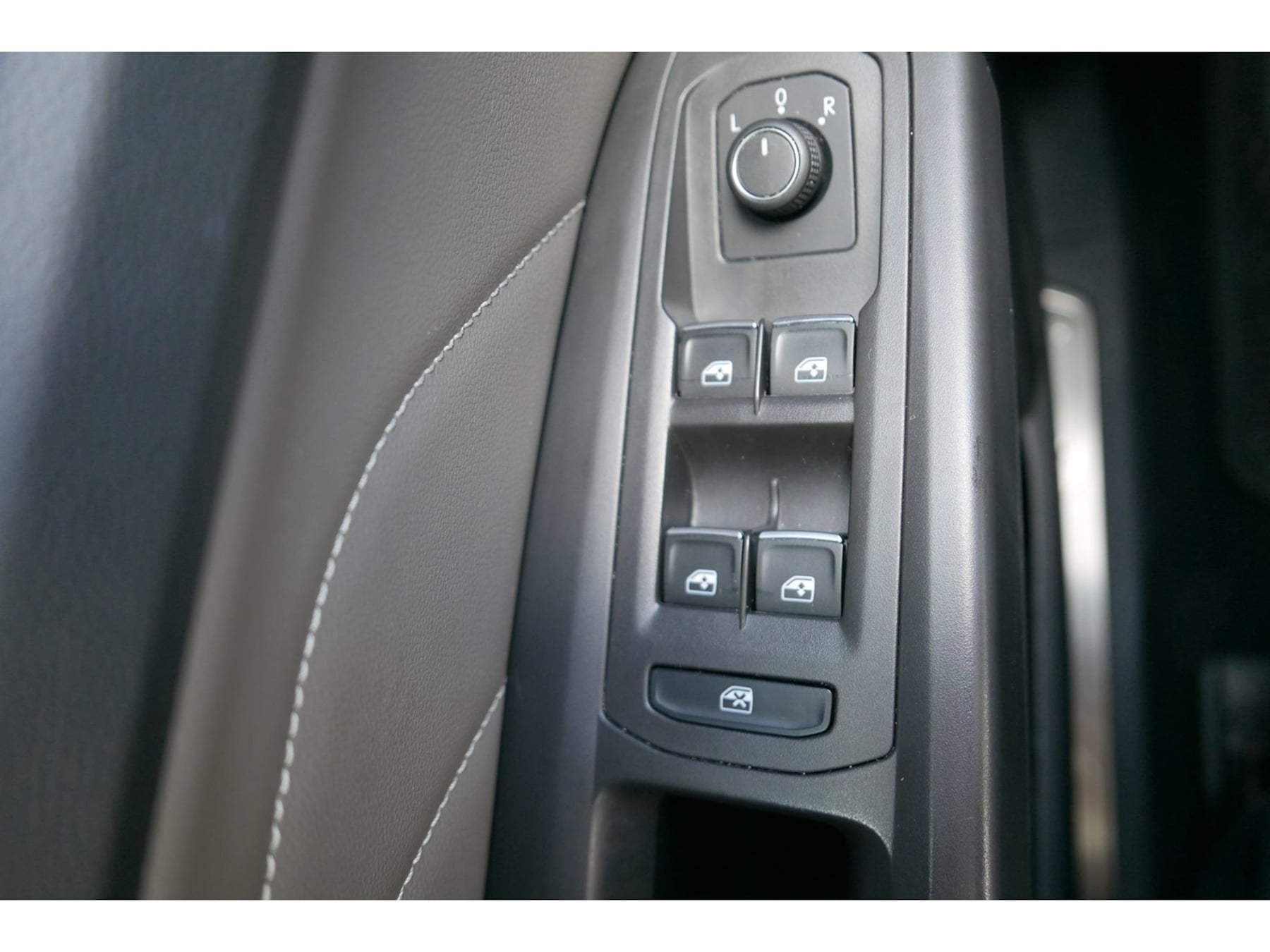 Volkswagen Atlas photo 9