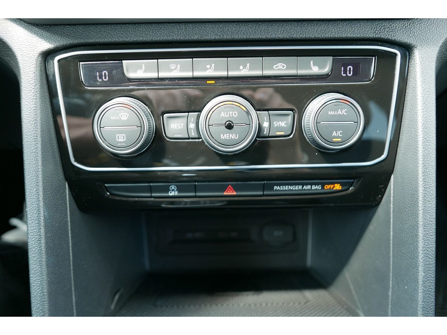 Volkswagen Atlas photo 15