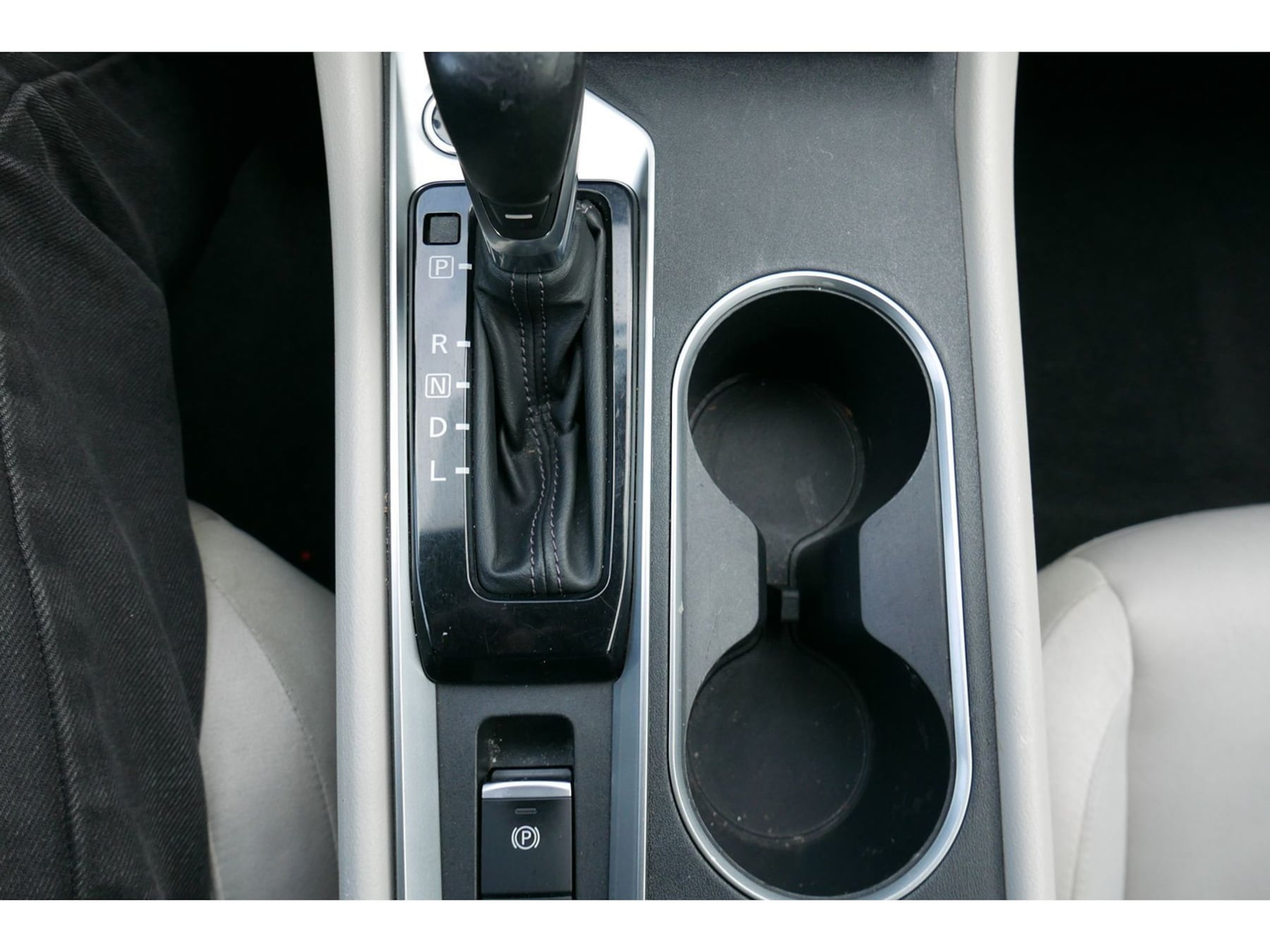 Nissan Altima photo 16