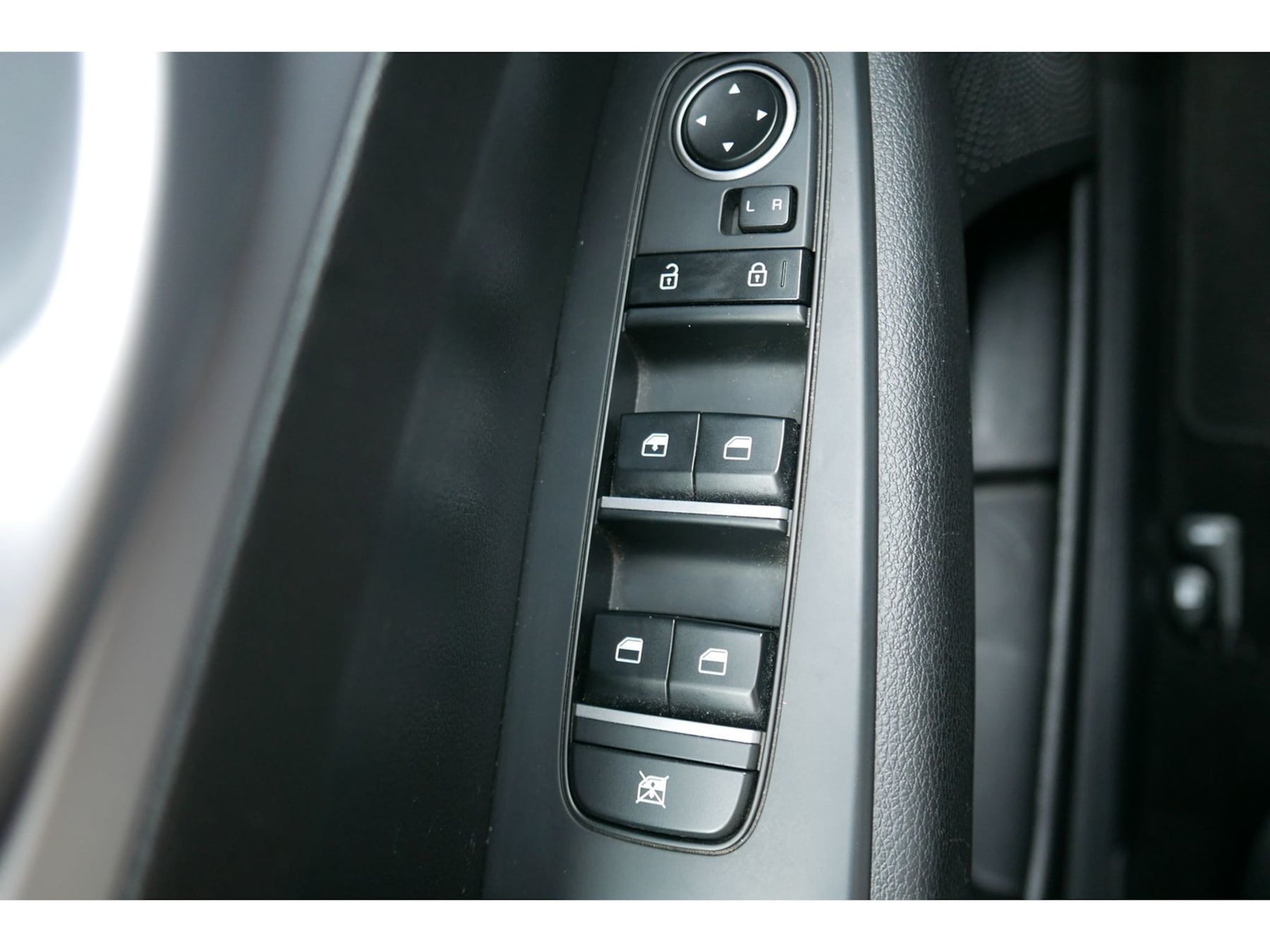 Photo 9 of this Kia Forte