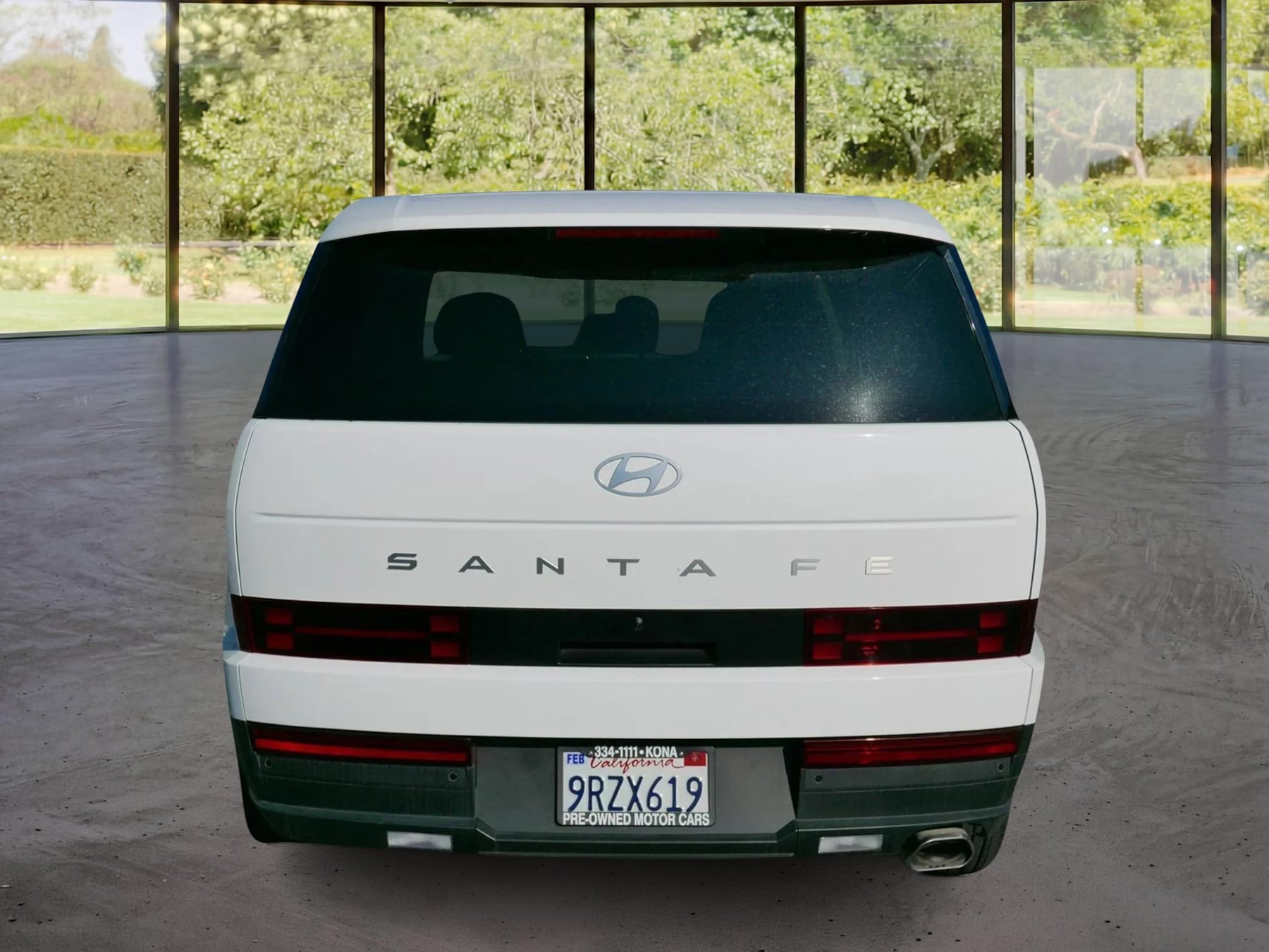 Photo 21 of this Hyundai Santa Fe