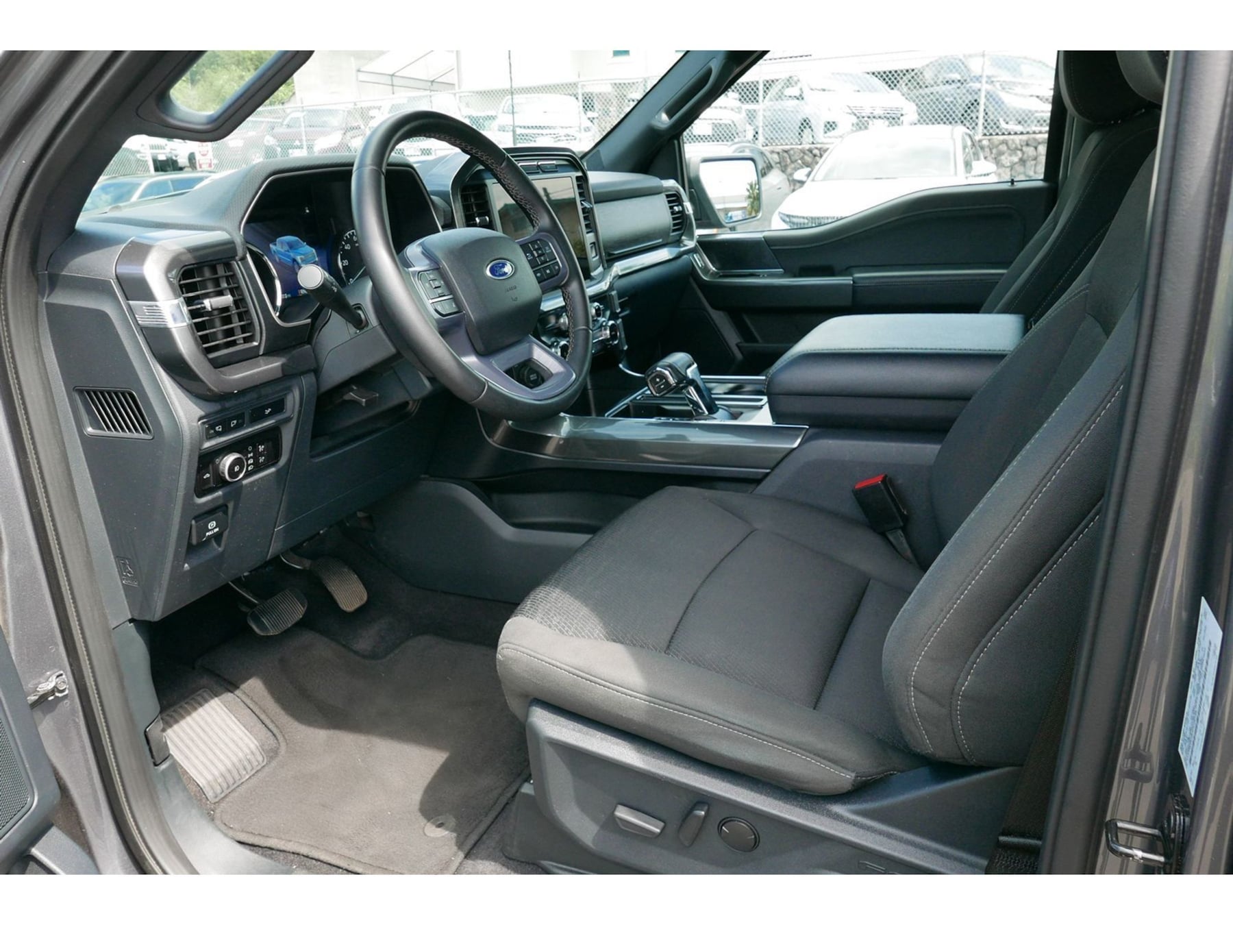 Photo 2 of this Ford F-150