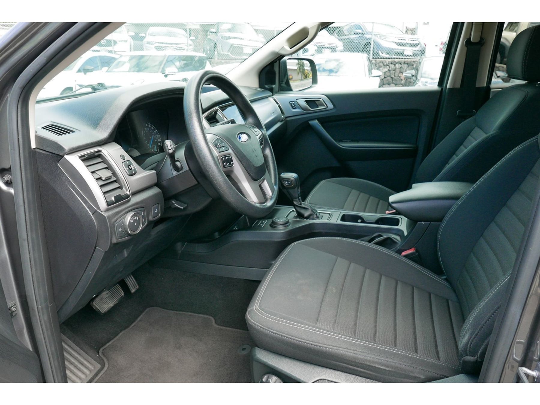 Photo 2 of this Ford Ranger