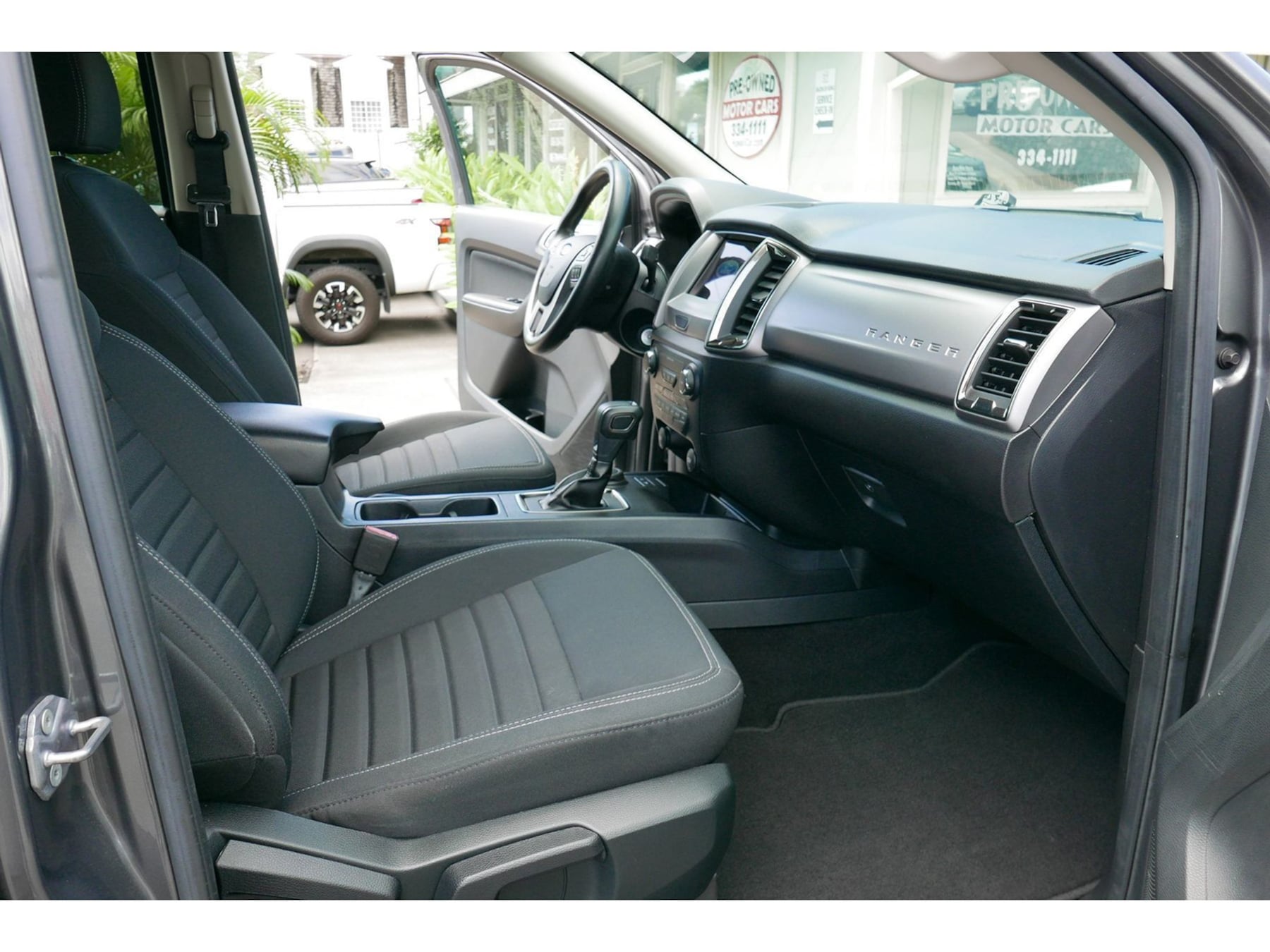 Photo 4 of this Ford Ranger