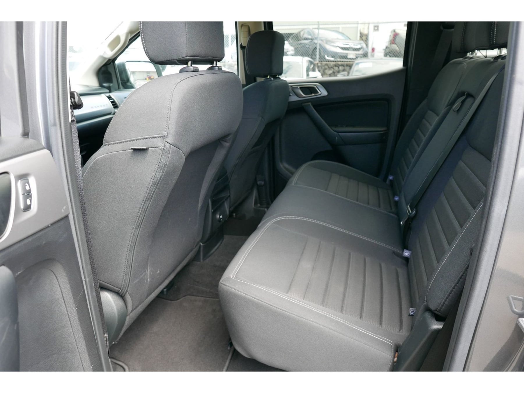 Photo 3 of this Ford Ranger