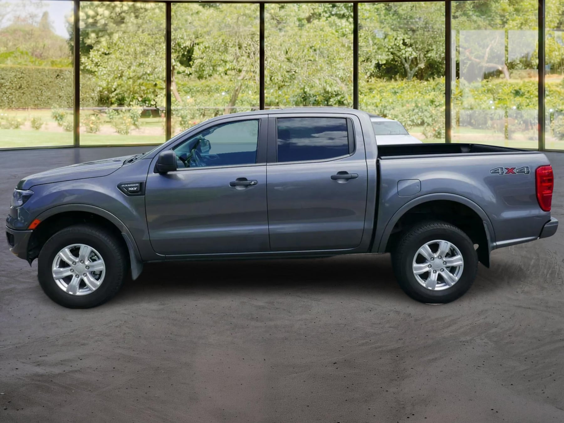 Photo 25 of this Ford Ranger