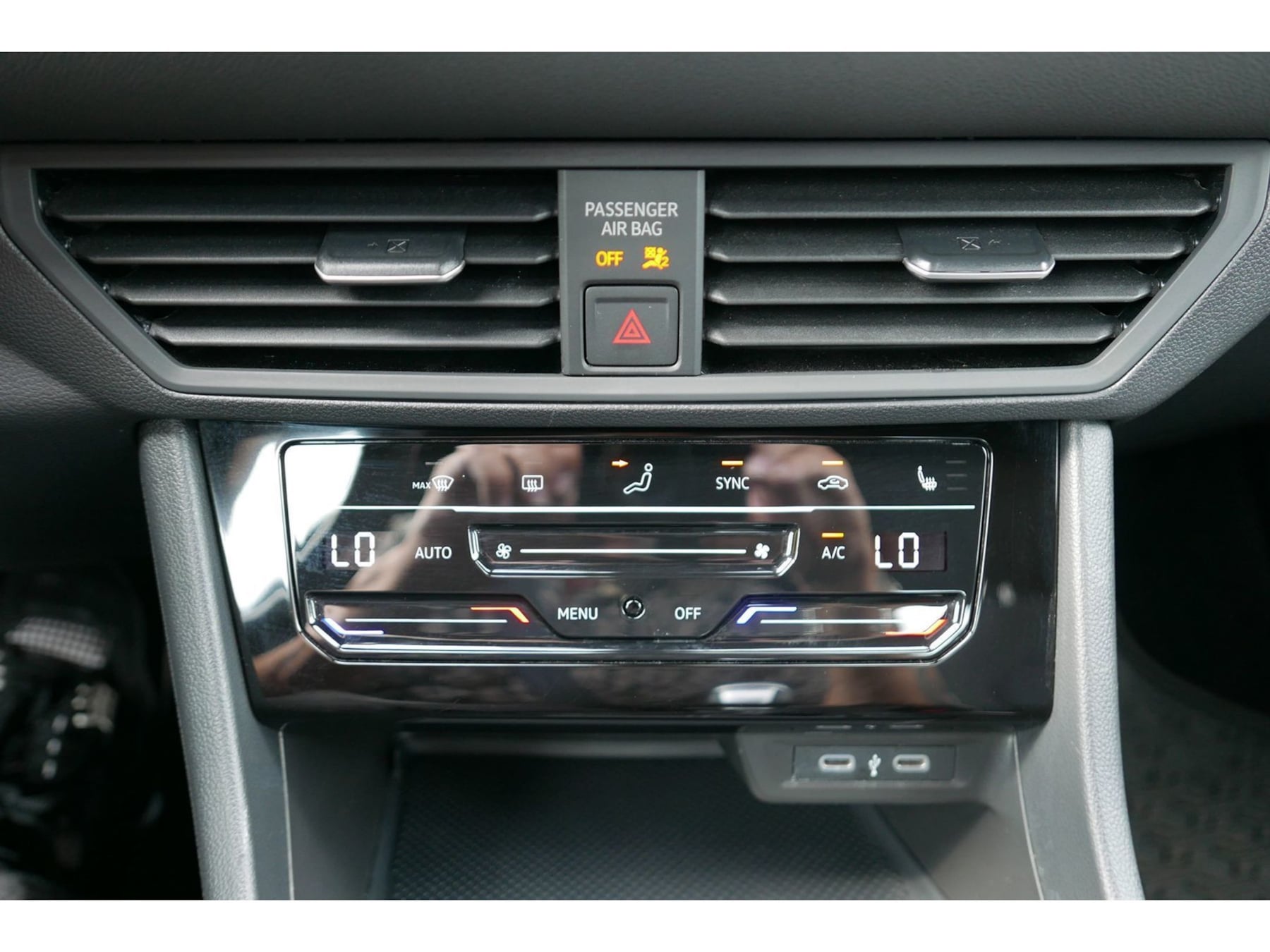Photo 14 of this Volkswagen Jetta