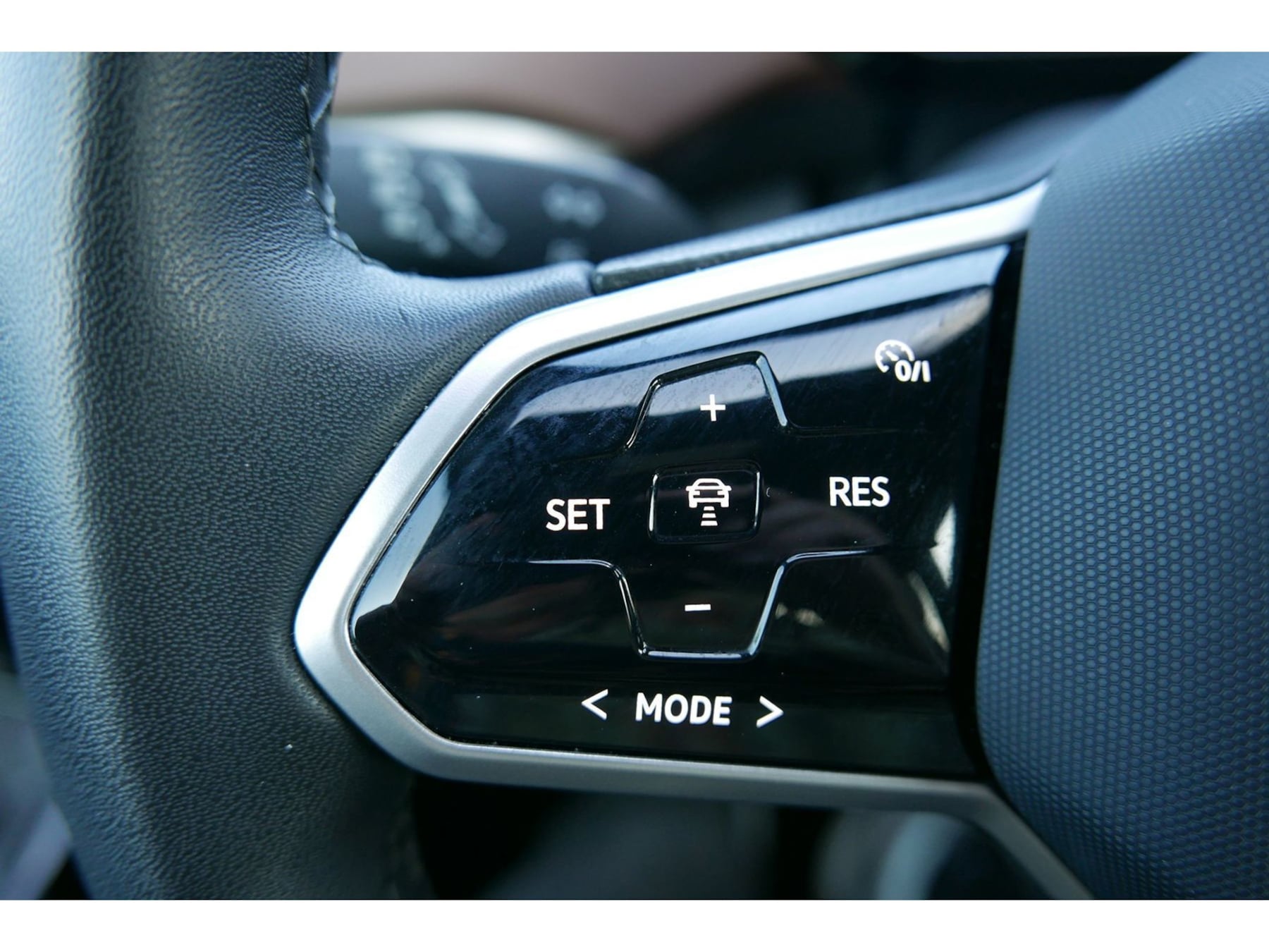 Volkswagen ID.4 photo 11