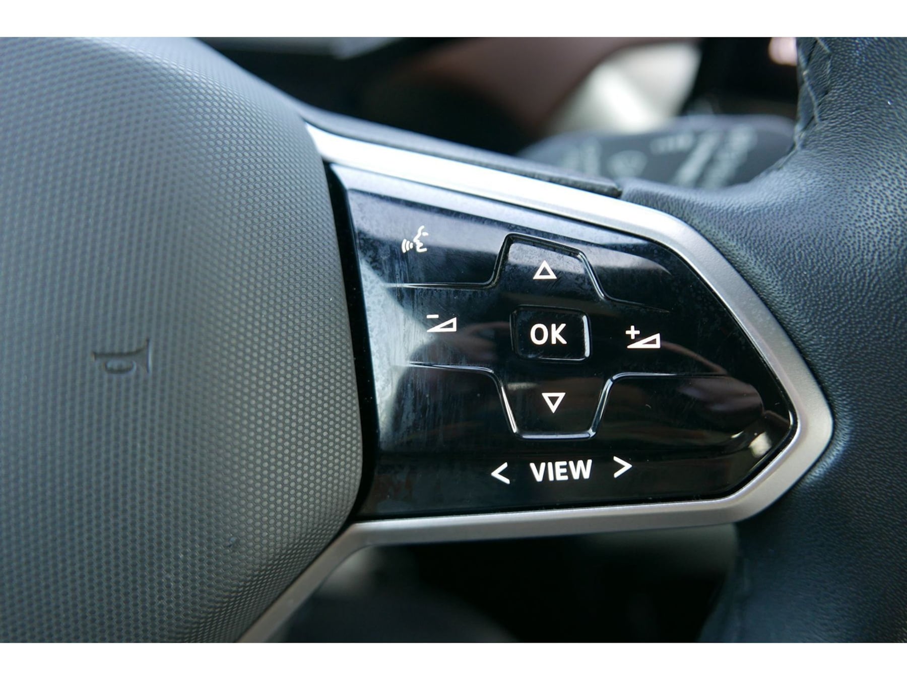Volkswagen ID.4 photo 12