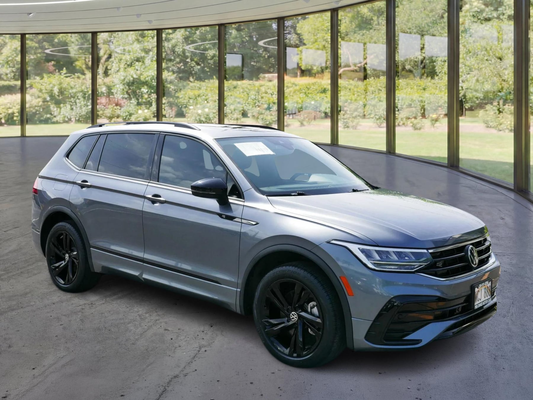 Photo 3 of this Volkswagen Tiguan