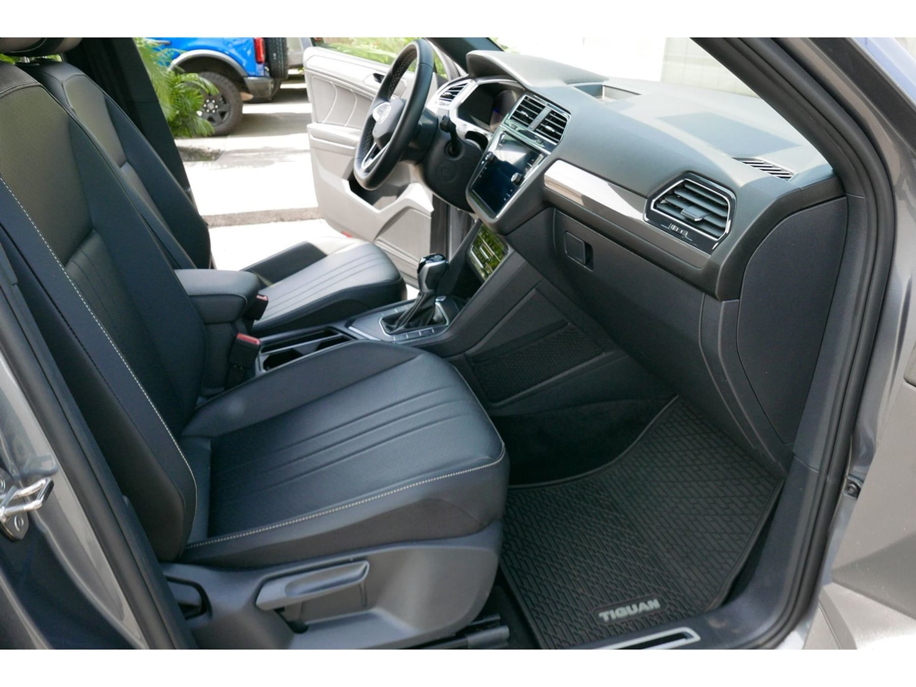Photo 11 of this Volkswagen Tiguan