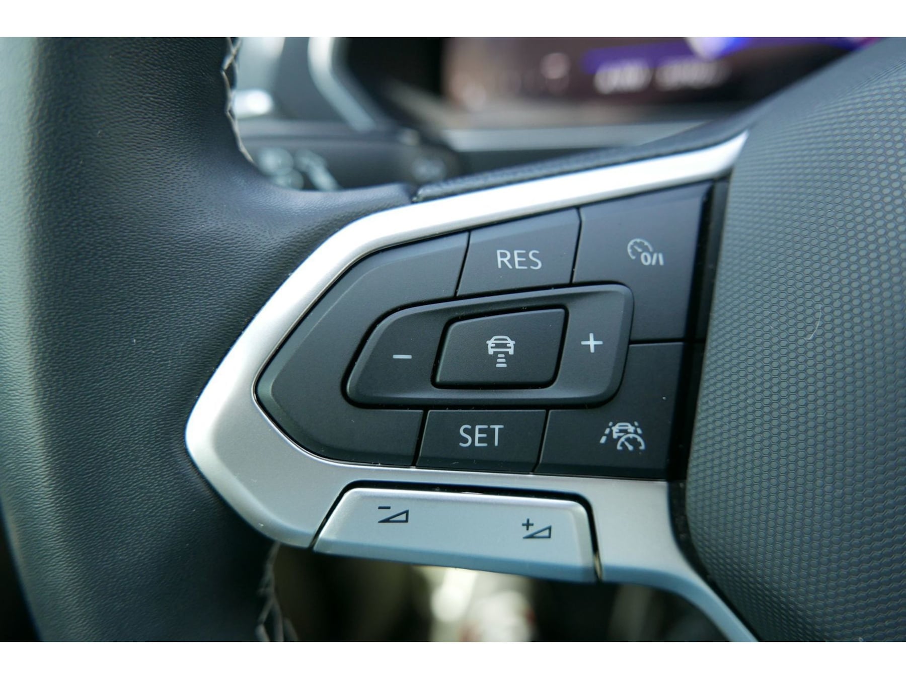 Photo 18 of this Volkswagen Tiguan