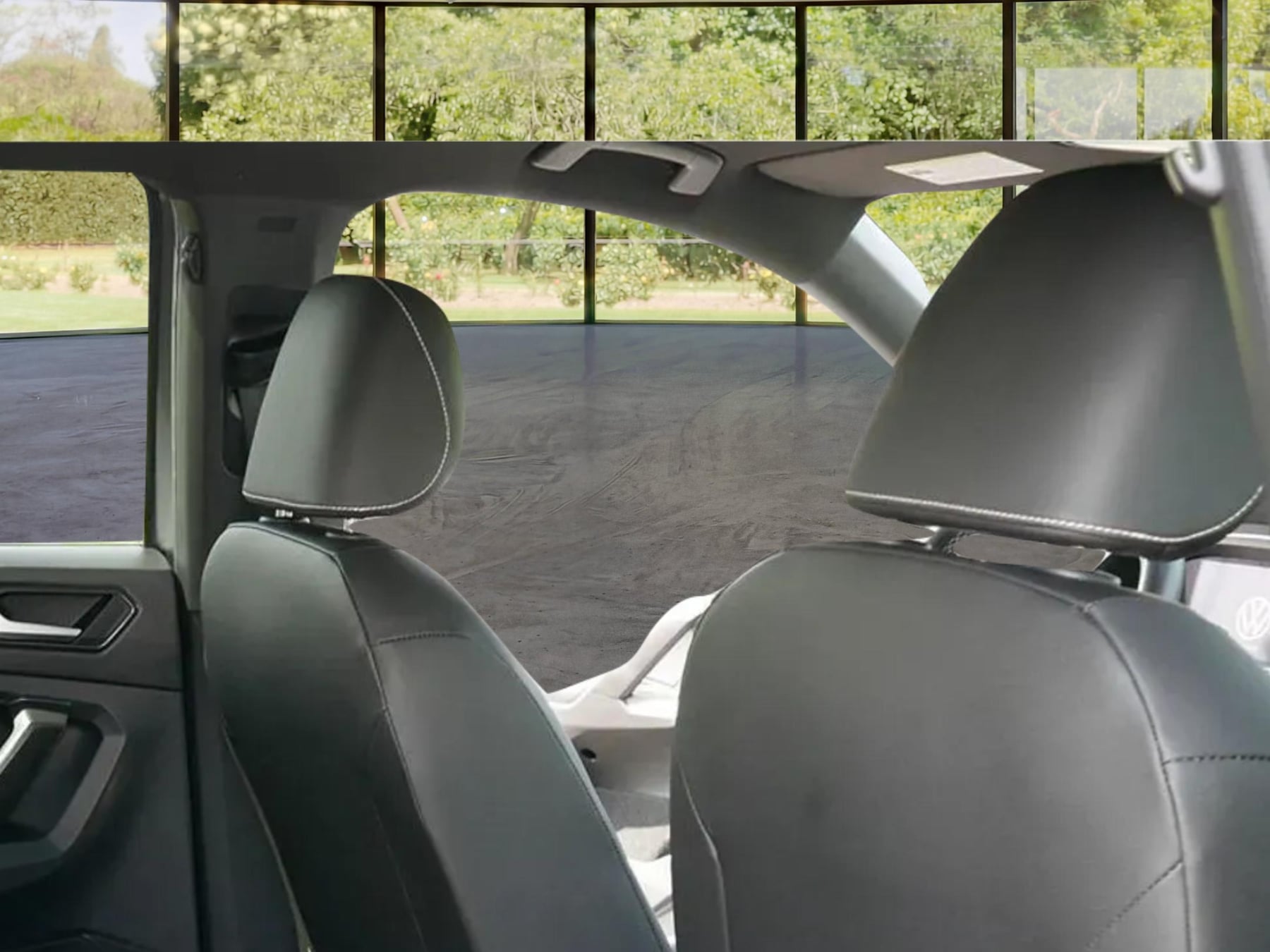 Photo 12 of this Volkswagen Tiguan