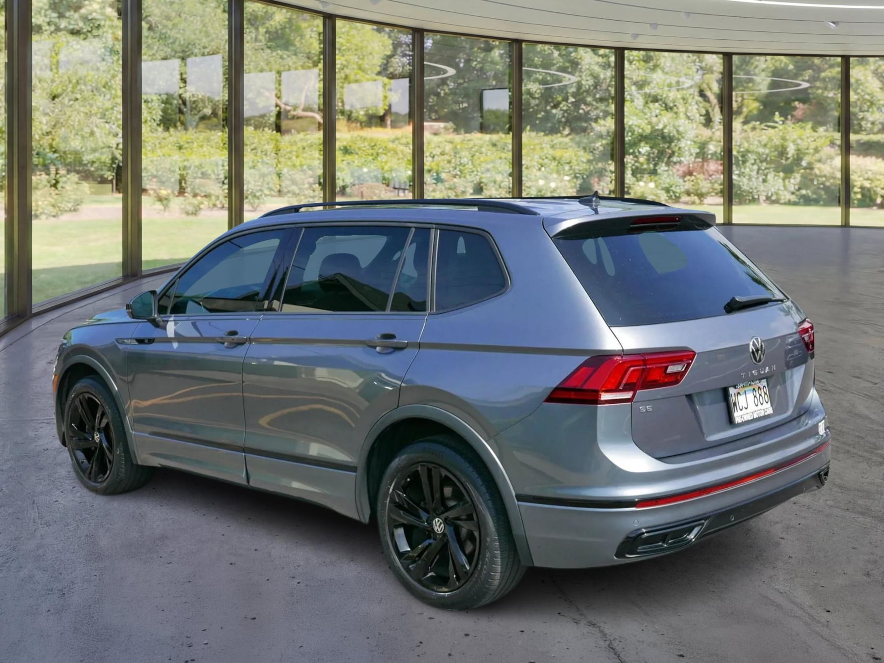 Photo 7 of this Volkswagen Tiguan