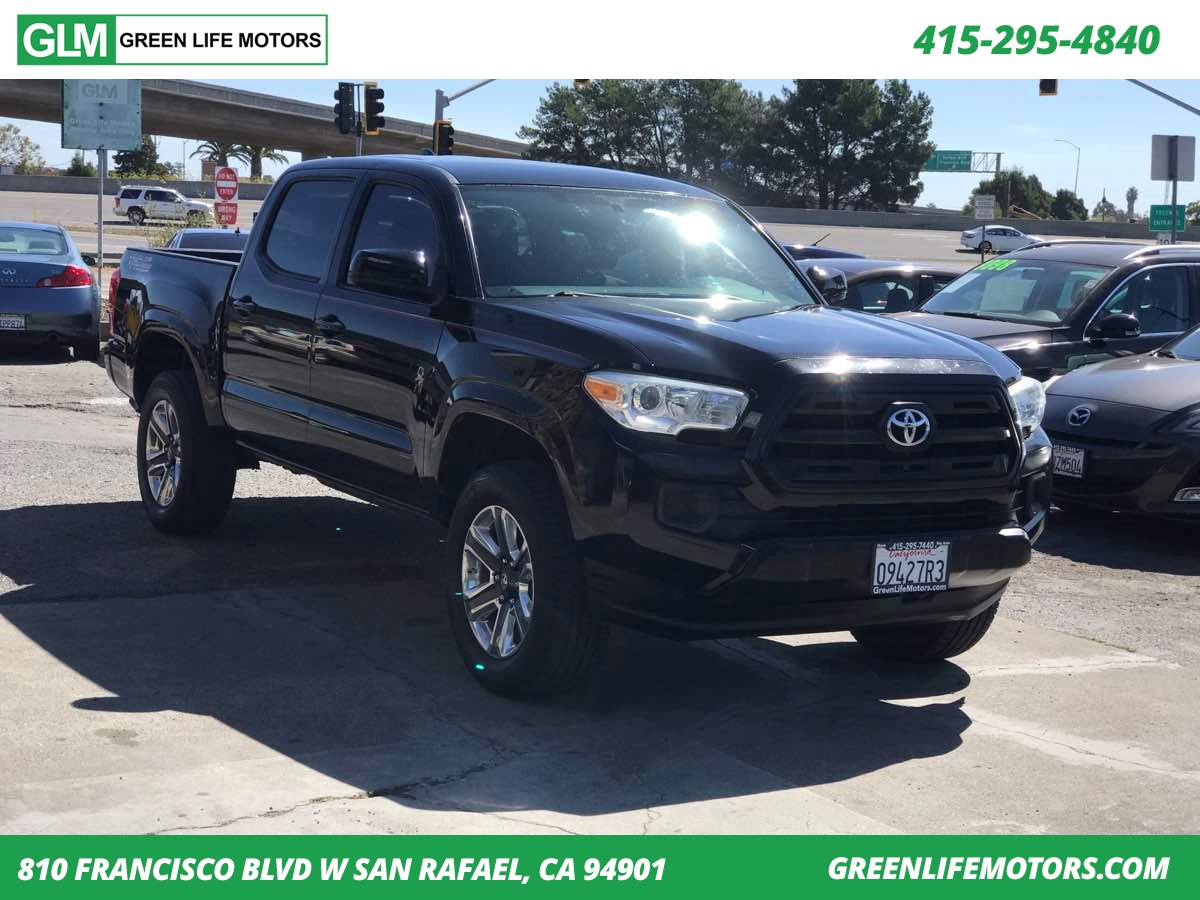 2016 Toyota Tacoma SR