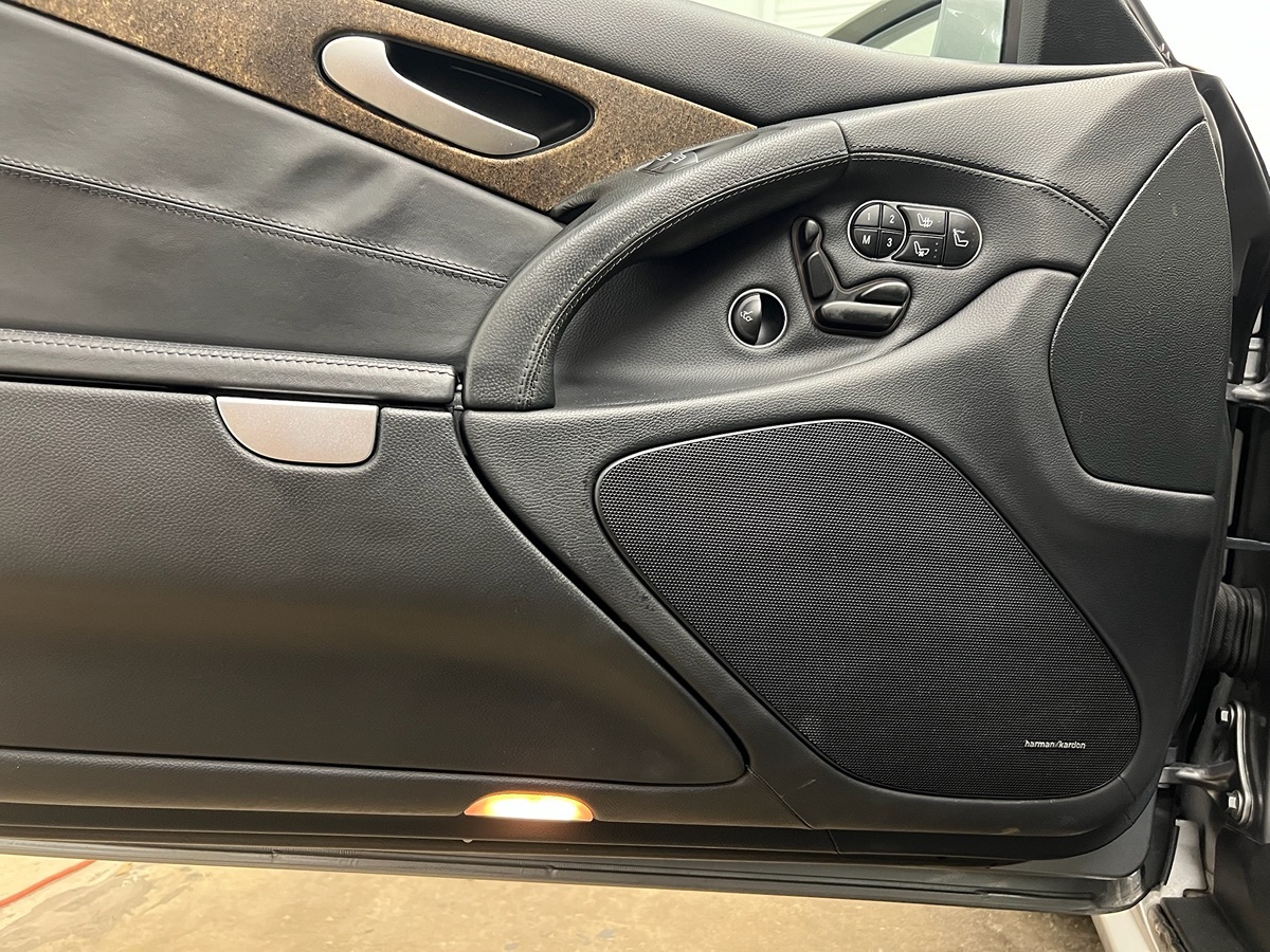 2009 Mercedes Benz SL 63 AMG photo 7