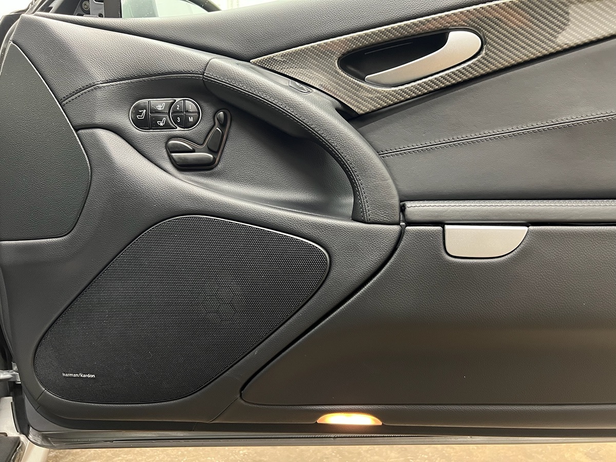 2009 Mercedes Benz SL 63 AMG photo 10