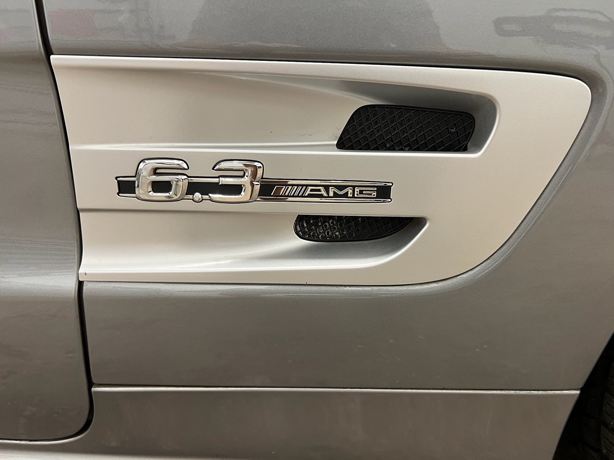 2009 Mercedes Benz SL 63 AMG photo 12